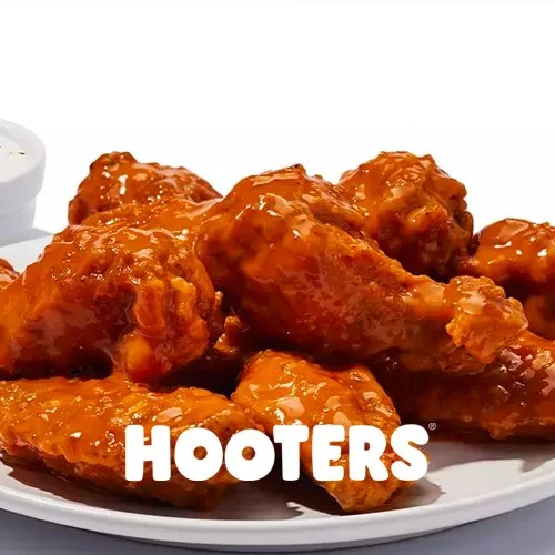 hooters2.jpg