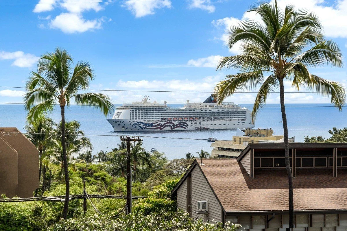 75-5863 KUAKINI HIGHWAY #336 - Big Island