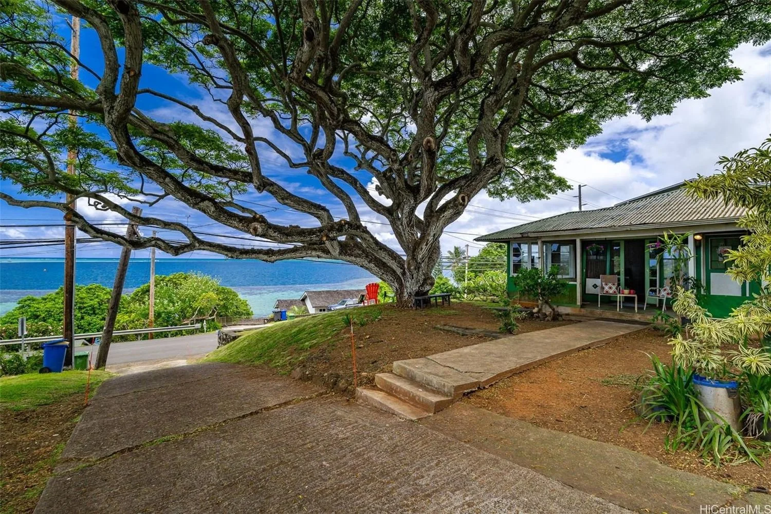 47-066 Kamehameha Highway - Oahu