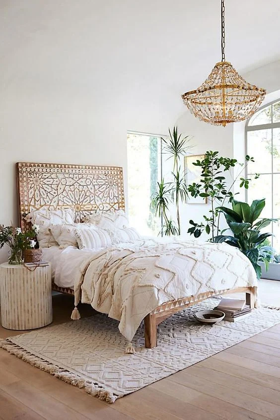 White “Chantilly Lace” walls and ceilings are the perfect clean, cool, crisp backdrop for all the many natural elements in the room.