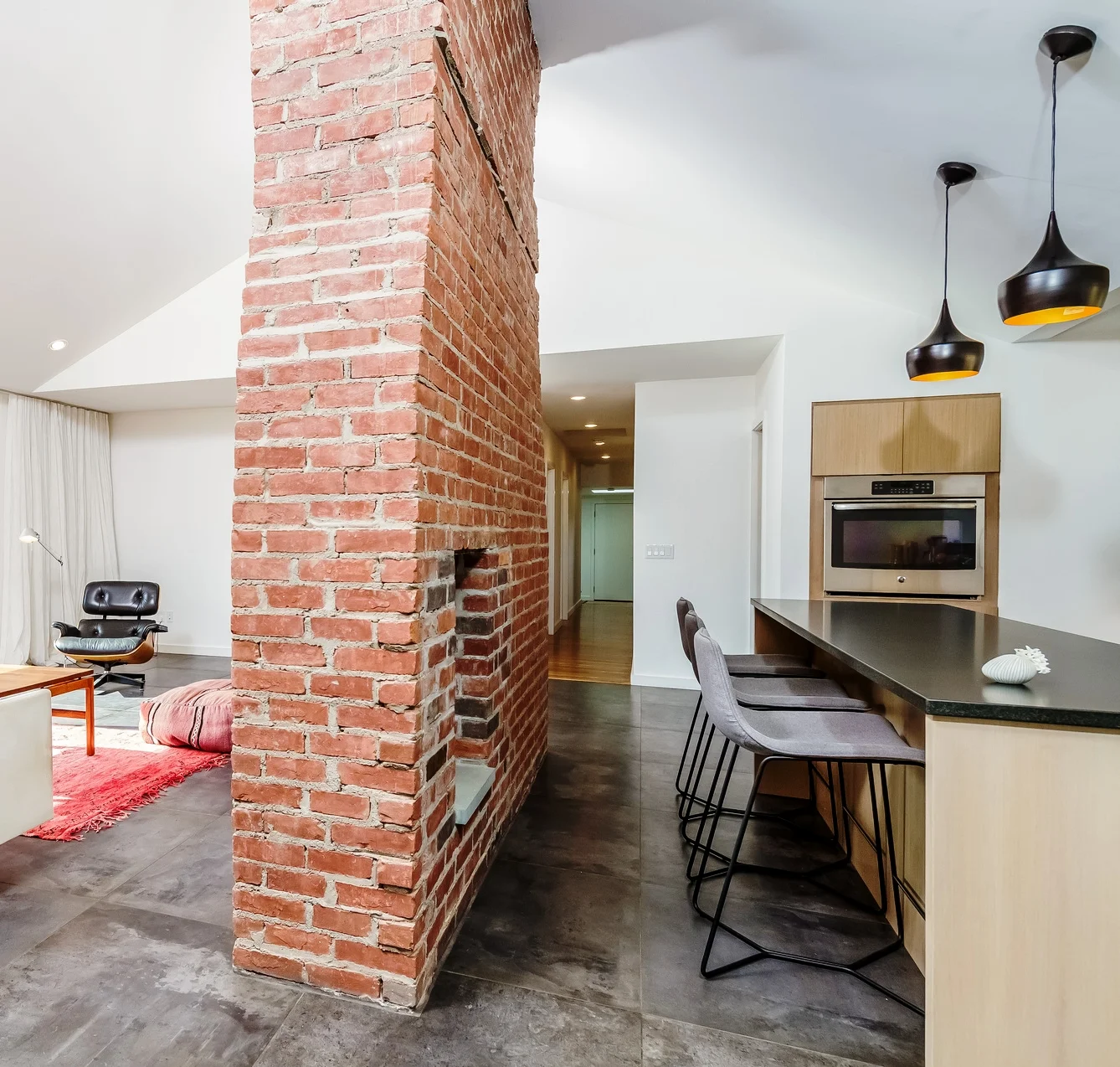015-Kitchen-3917052-medium.jpg
