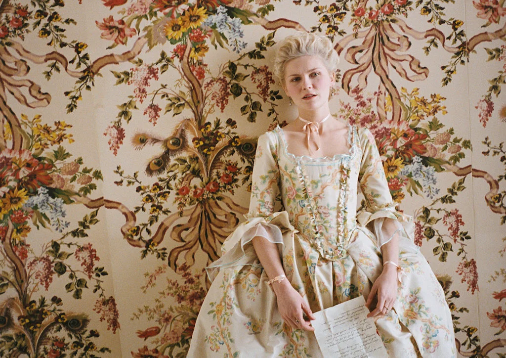 Kirsten-Dunst-in-Marie-Antoinette-2006.jpg