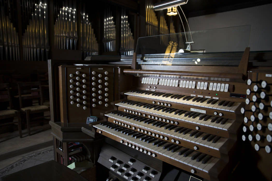 8066457_web1_ev-pipeorgan_022817ev_004.jpg