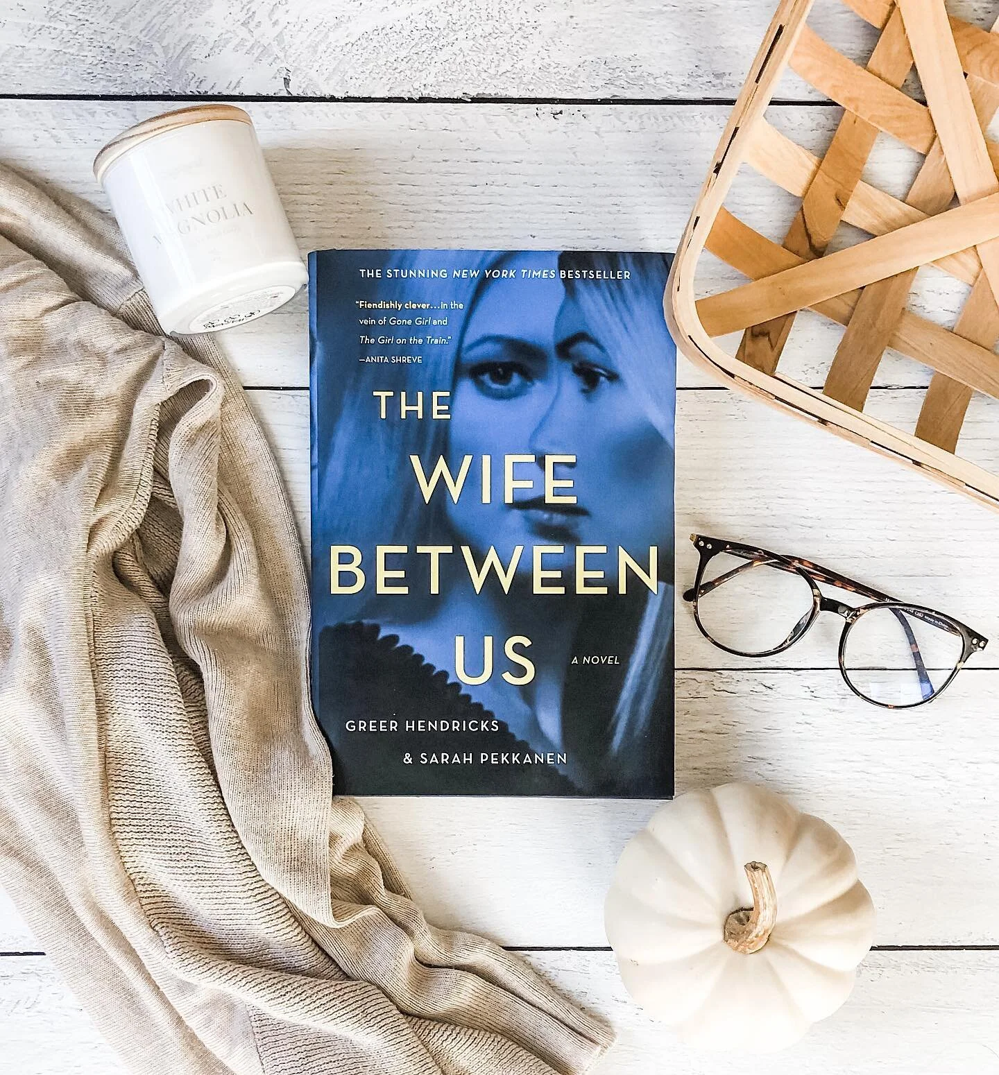 The Wife Between Us, by Greer Hendricks and Sarah Pekkanen ✨
.
When you read this book, you will make many assumptions.
You will assume you are reading about a jealous ex-wife.
You will assume she is obsessed with her replacement &ndash; a beautiful,
