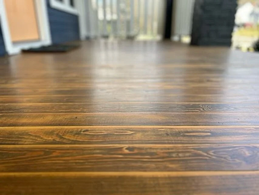 ☀️Sleek lines, shiny finishes - this porch remodel sets the scene for the ultimate weekend vibes!! 
#knoxvilletn #knoxville #knoxvilletennessee #knoxrocks #tennessee #knox #easttennessee #ilovelocalknoxville #knoxvillebusiness #westknoxlife #northkn