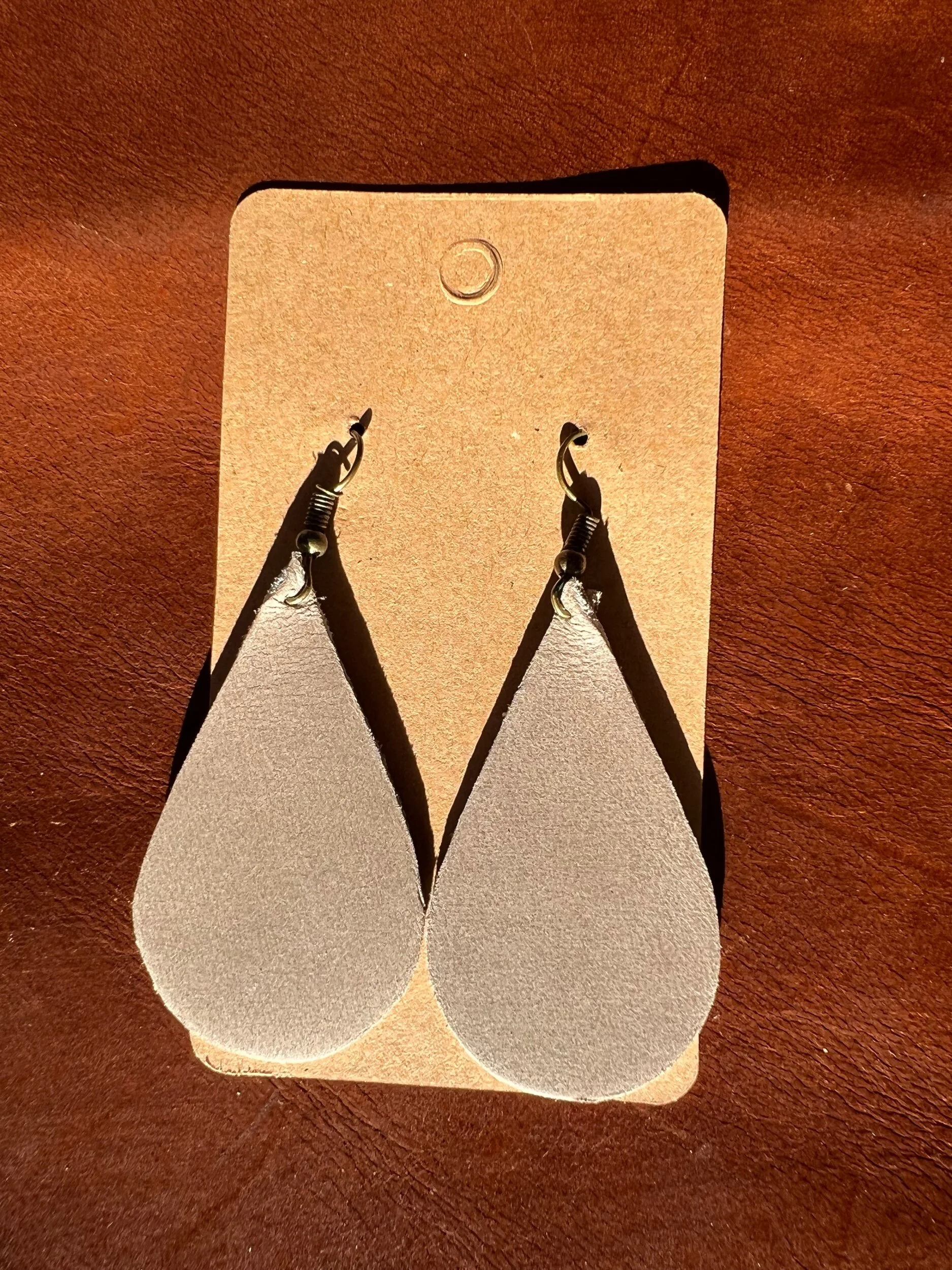 4ECFC4A9-D695-445A-BF60-8B25B2FC311C