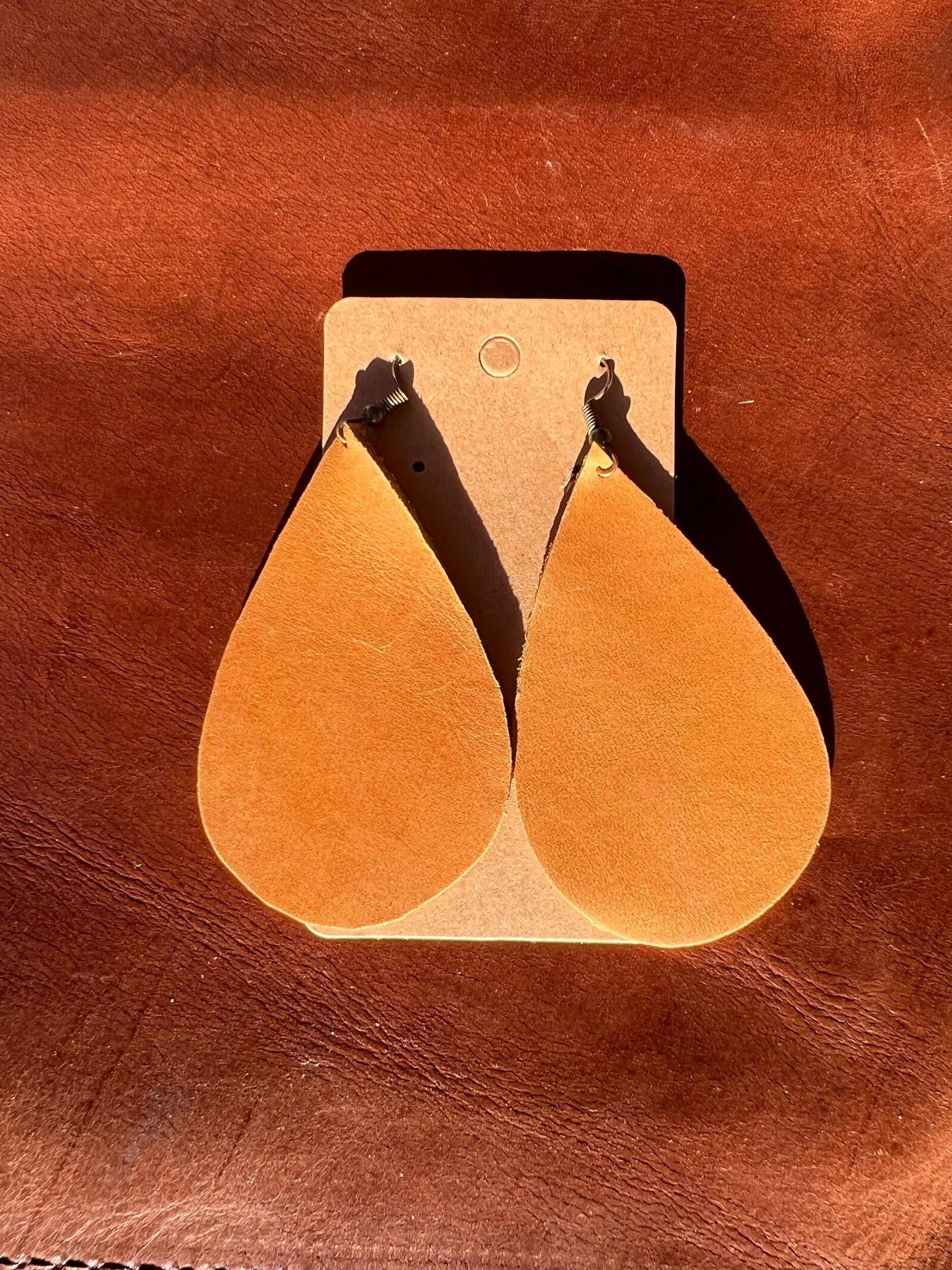 E761EC69-DE44-45F5-96AC-7719D5A55B83