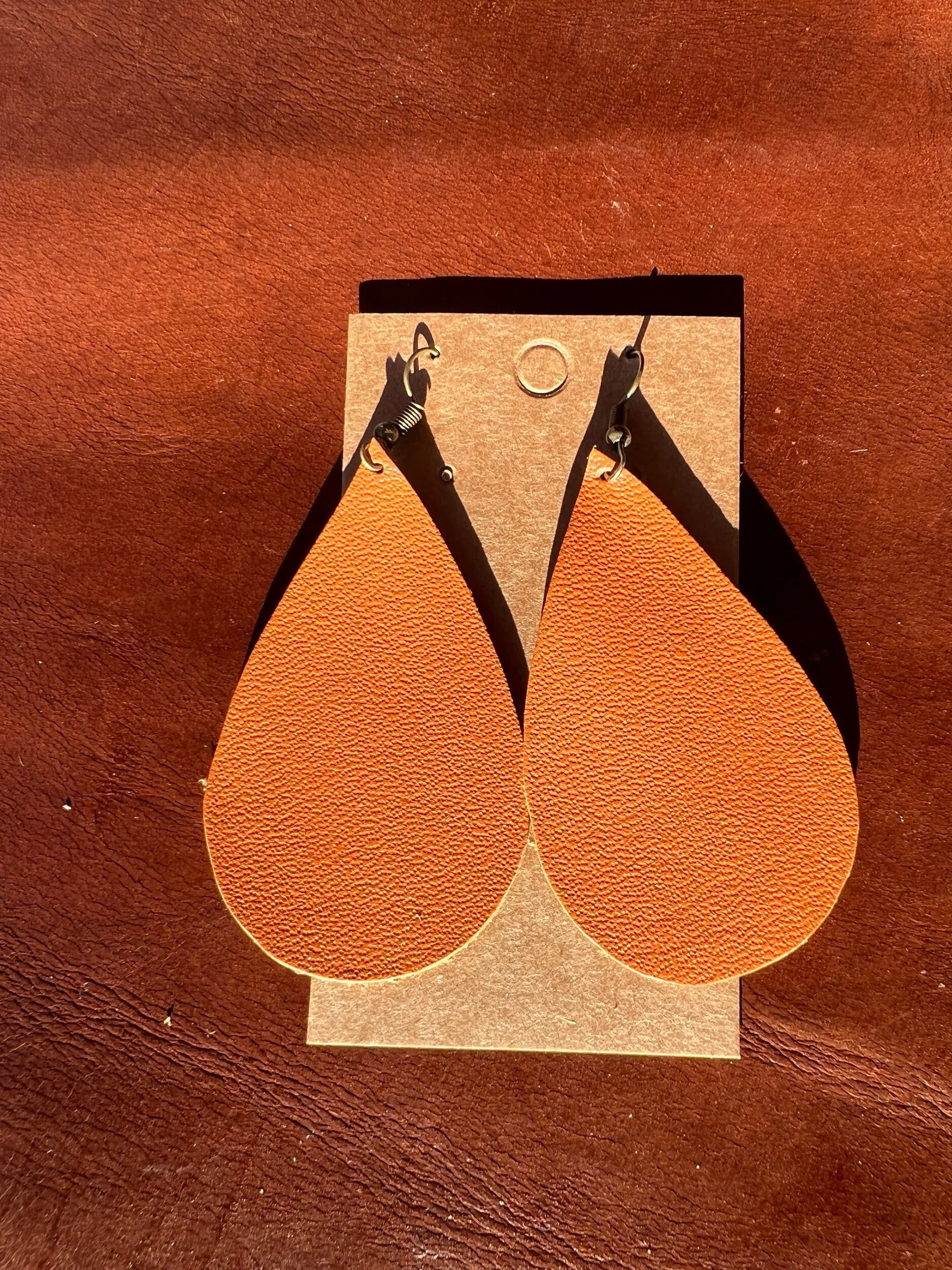 42CD67FA-ABCC-4096-9B86-72E9B1D75900