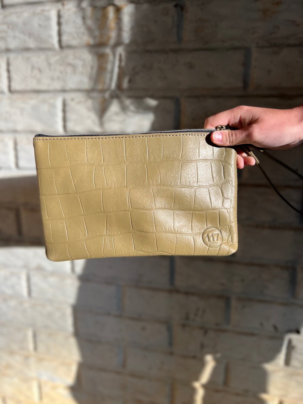 Checkered Wristlet Handbag with Detachable Leather Wristlet  (7315035)