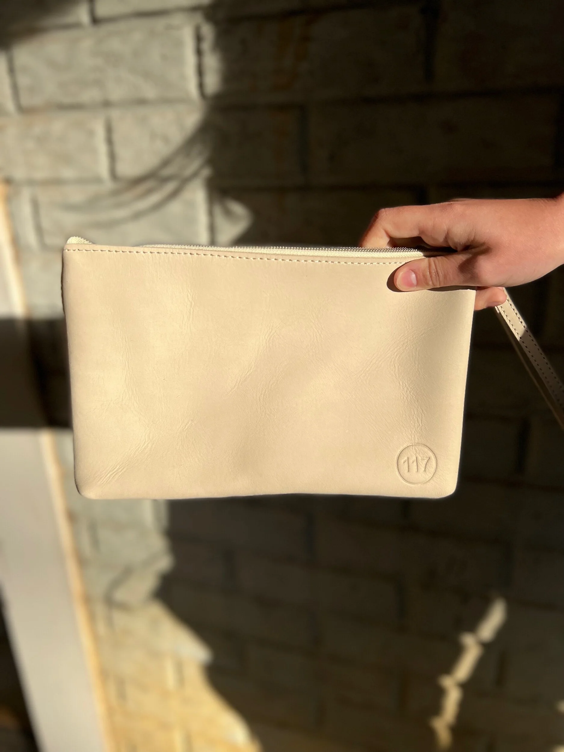 0210FD70-2AB6-45EB-8B55-01F30146D955