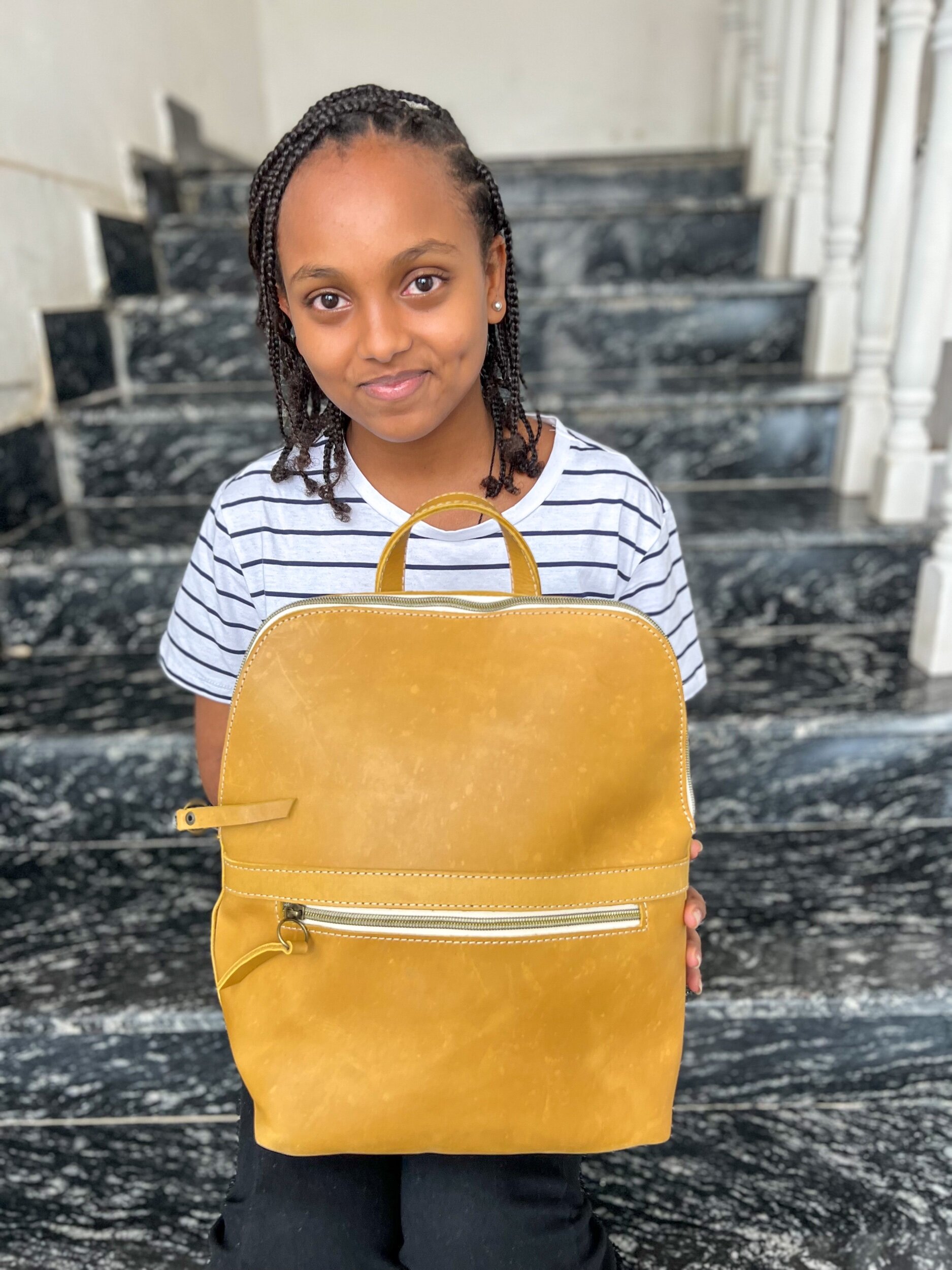 477E9B83-A0FB-400D-A039-80838FE89A72