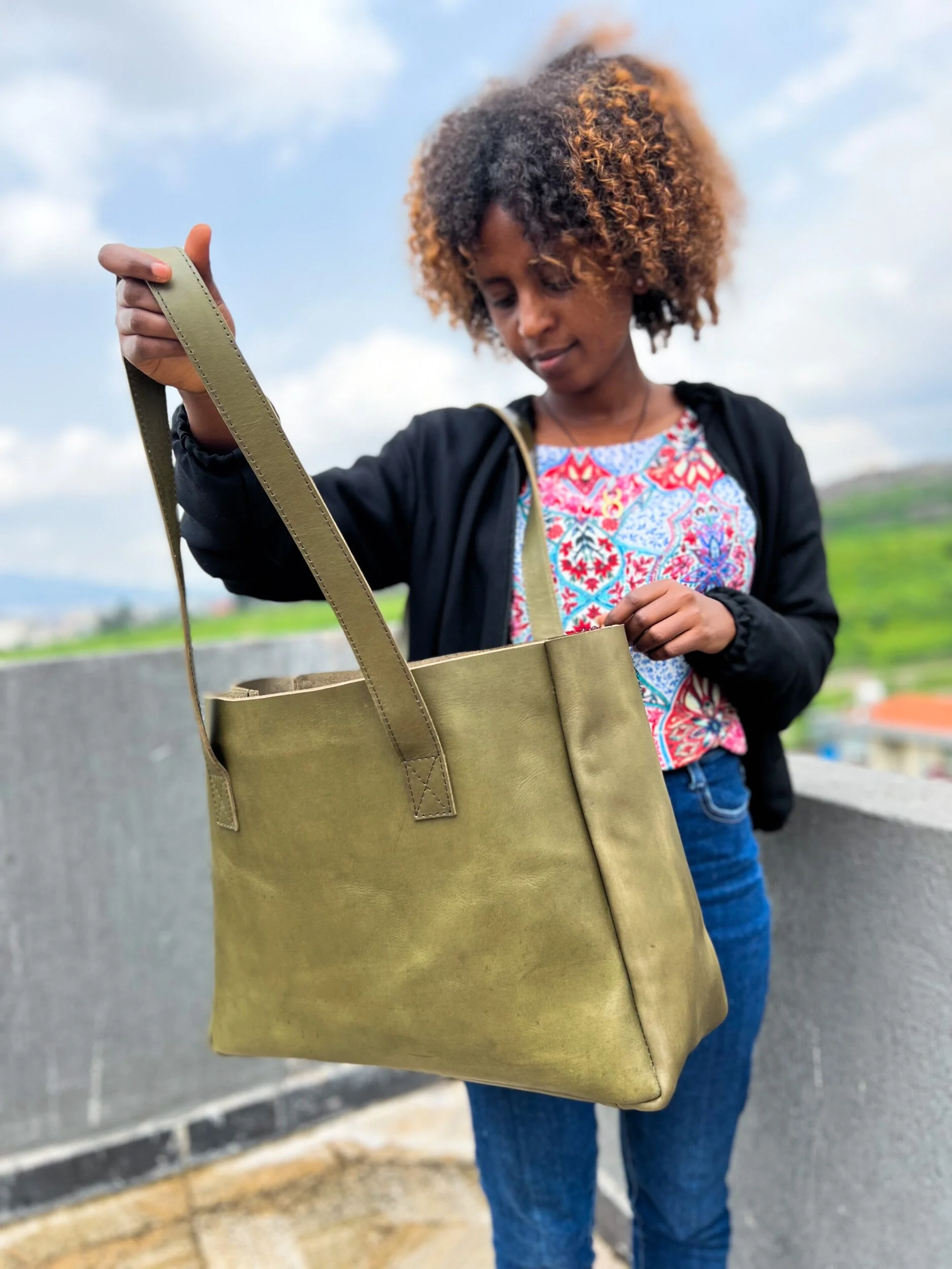 E26521FA-26F2-4420-A27D-E313B2E3C1D8