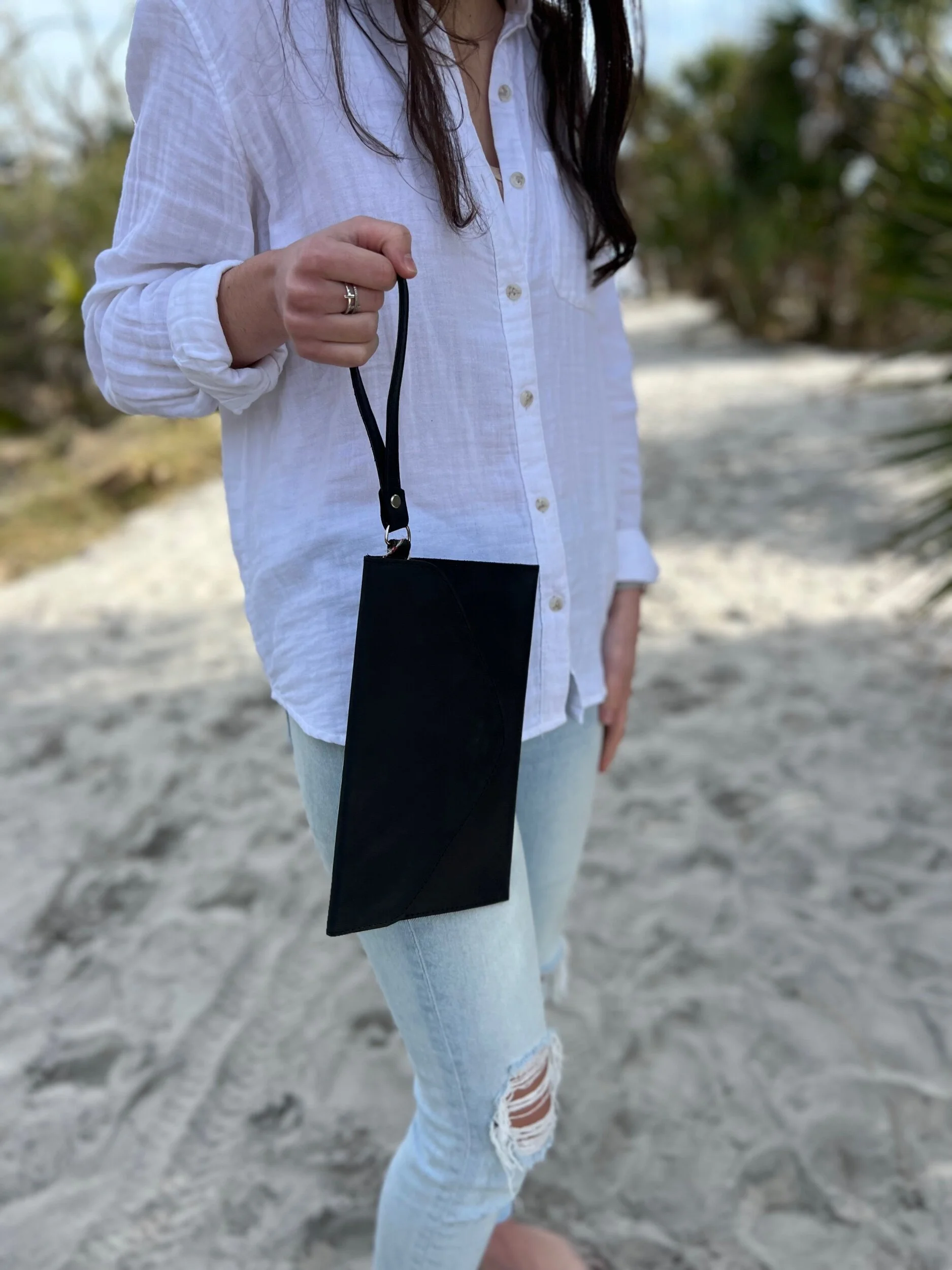 D7CBDDCA-E118-490C-BFF8-F3A57E9C5941