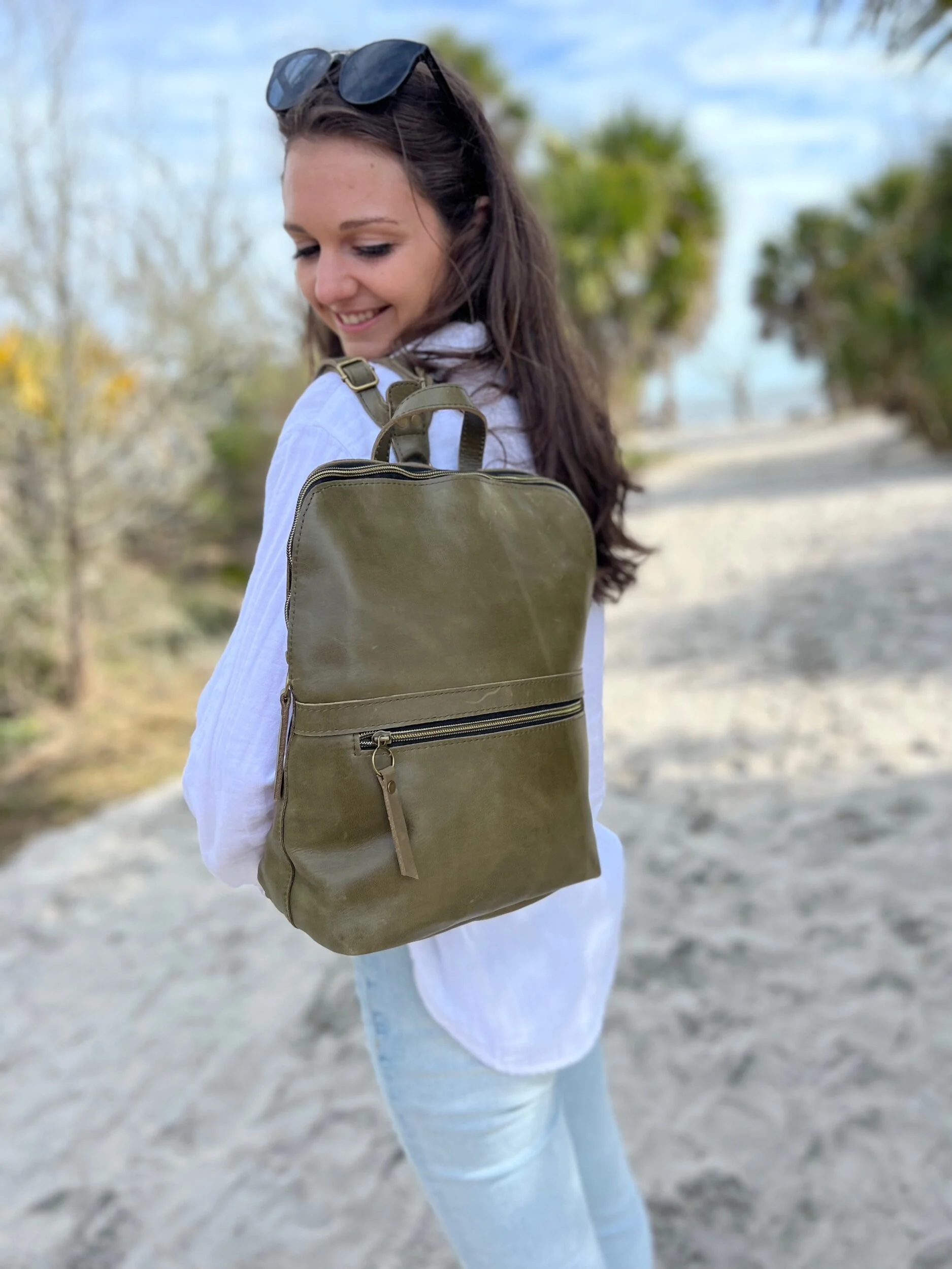 0EA5F18C-7539-47FE-9CD3-0EBE60FB2D40