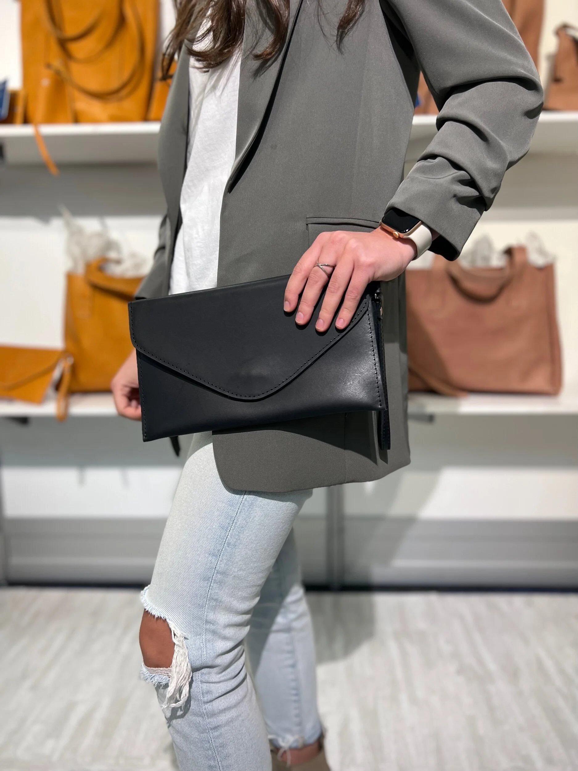 0E1746D5-AF84-4AB3-B5C9-92570BB7A62F