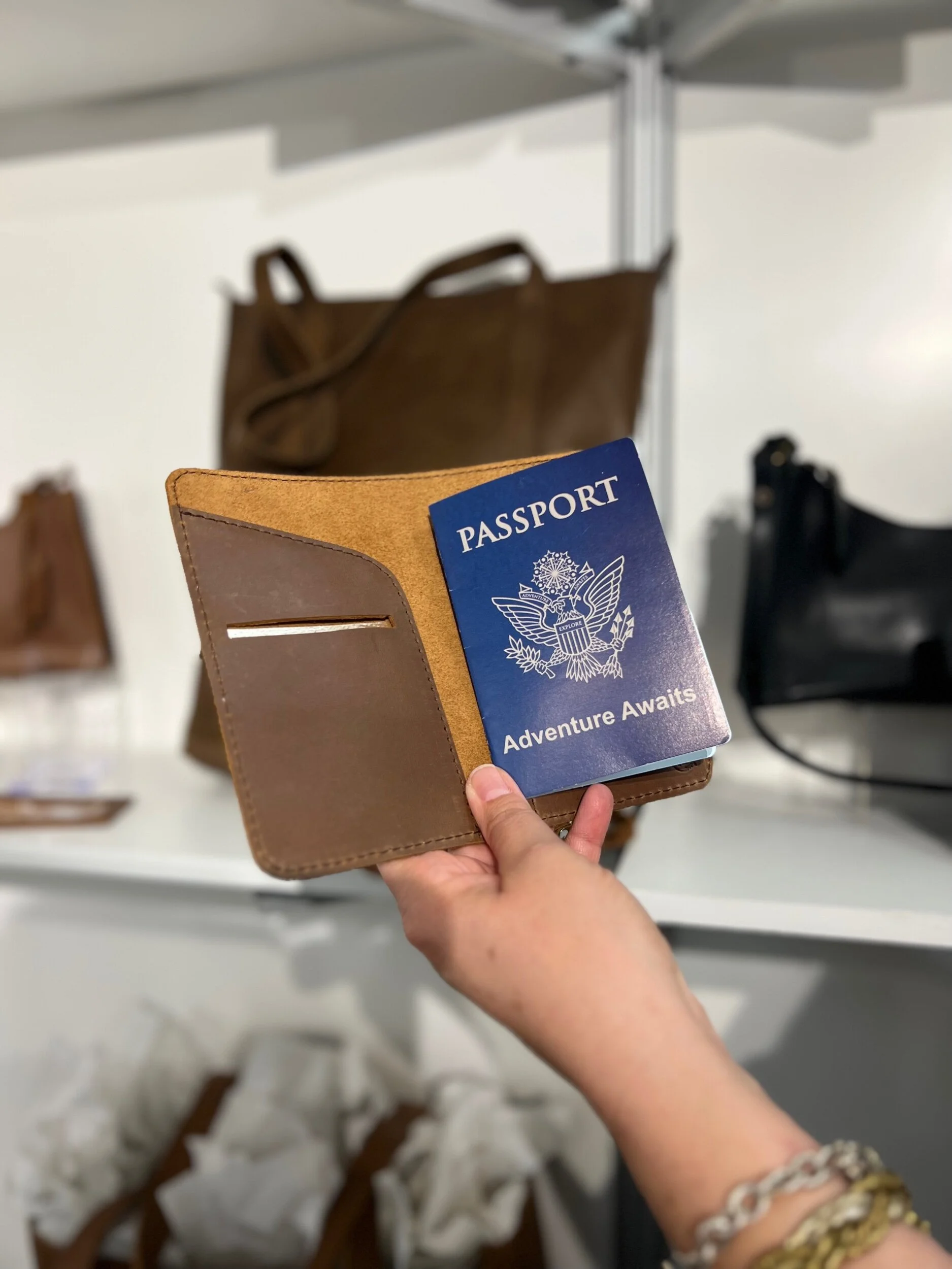 31DB7B87-60A3-48CB-AF32-7330F022C61C