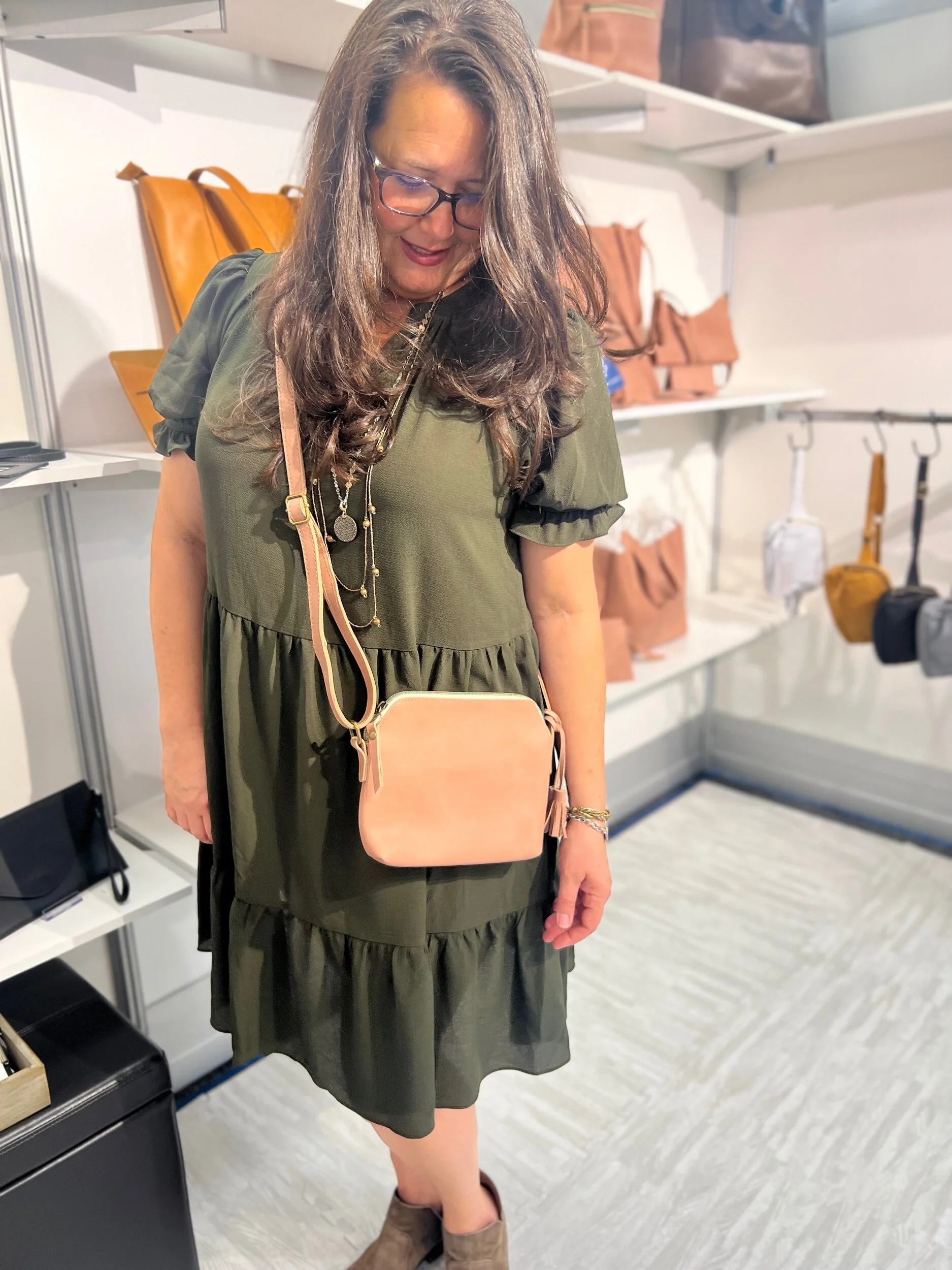 4191BD8A-4403-4D9E-8850-9ABAC5BB4F3D