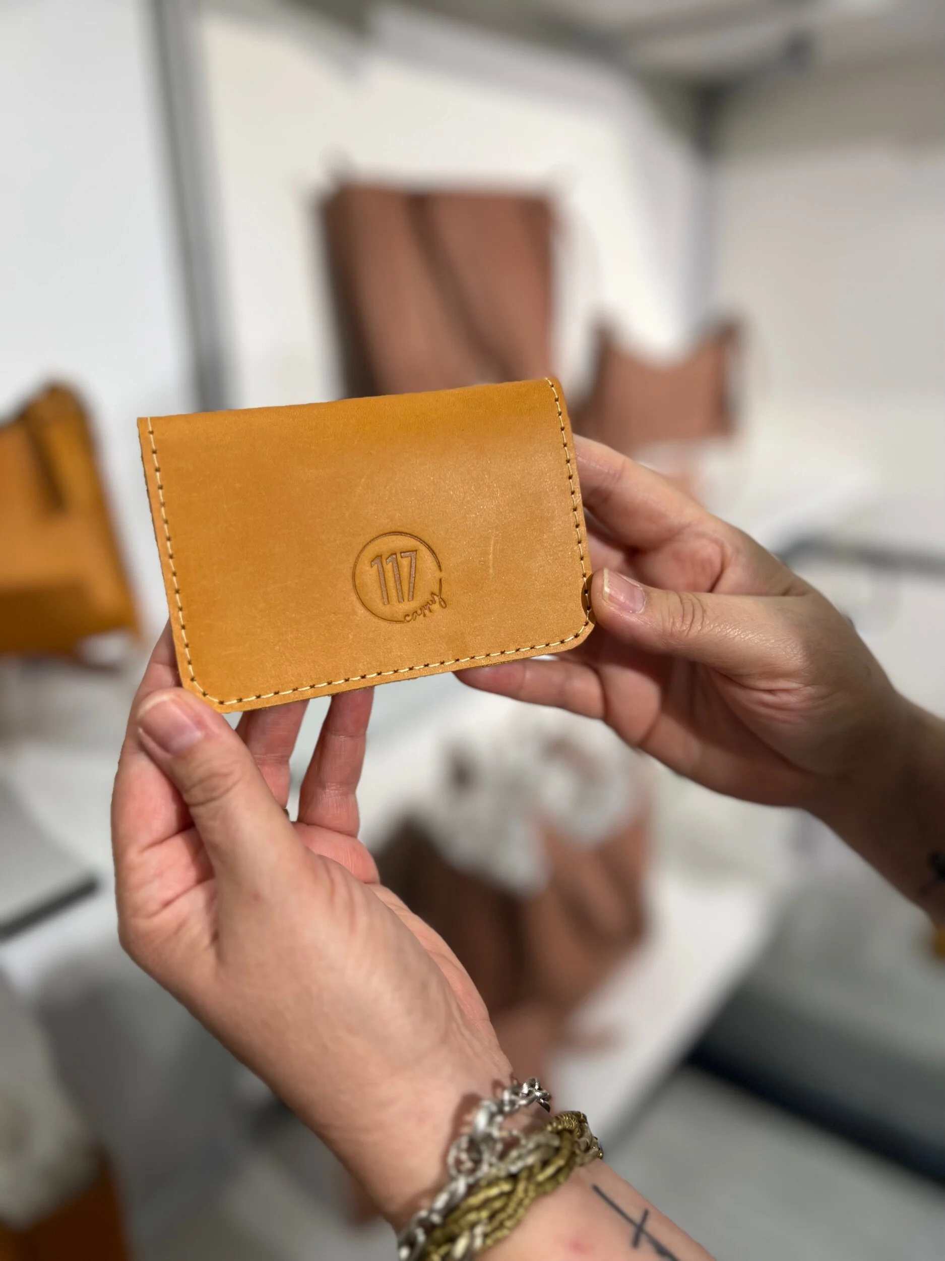 8D936D26-0879-44B3-84A7-50A7722E894C