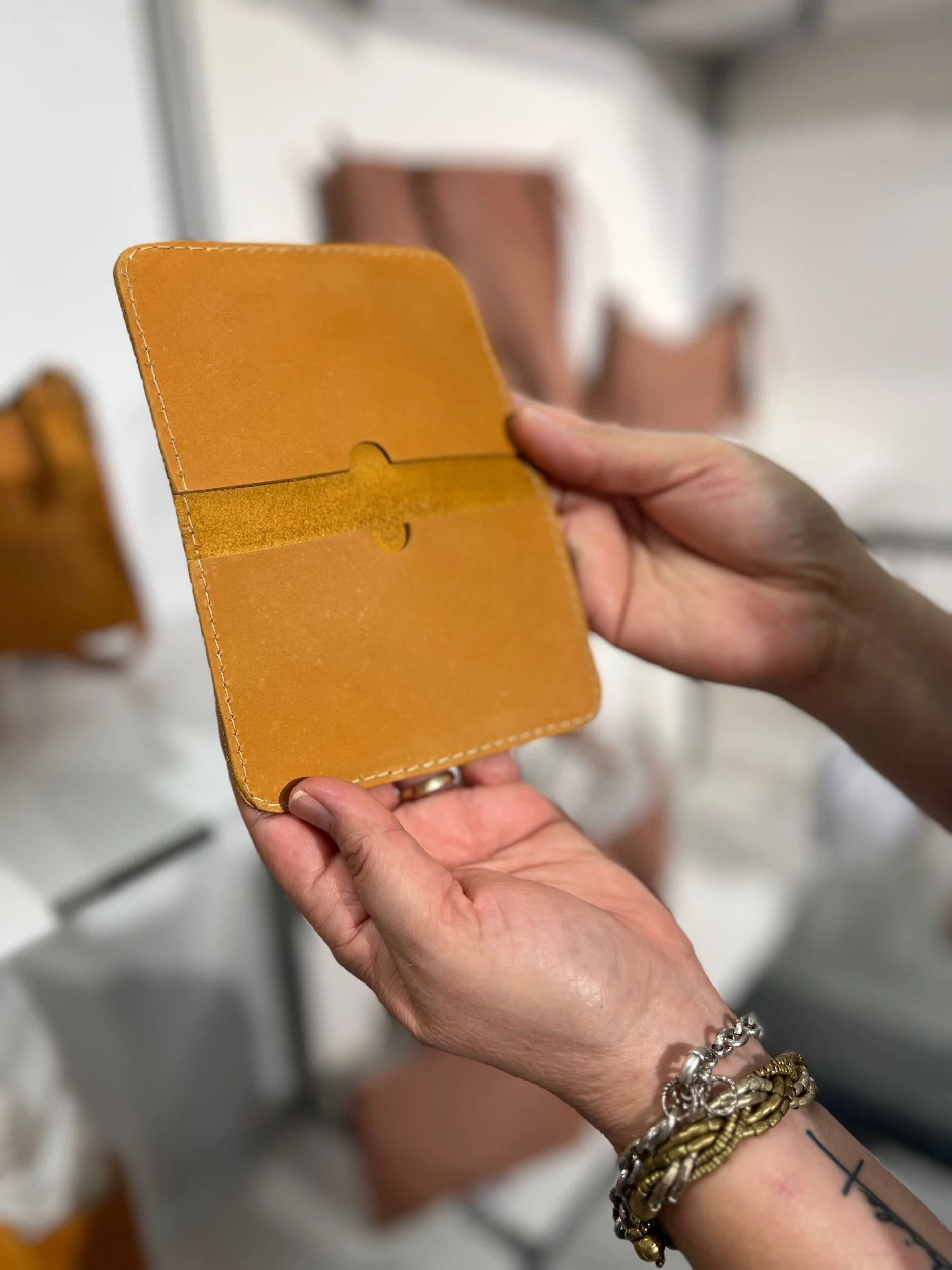 E58538E2-FE53-4B74-B84B-9A3C9F4EB313