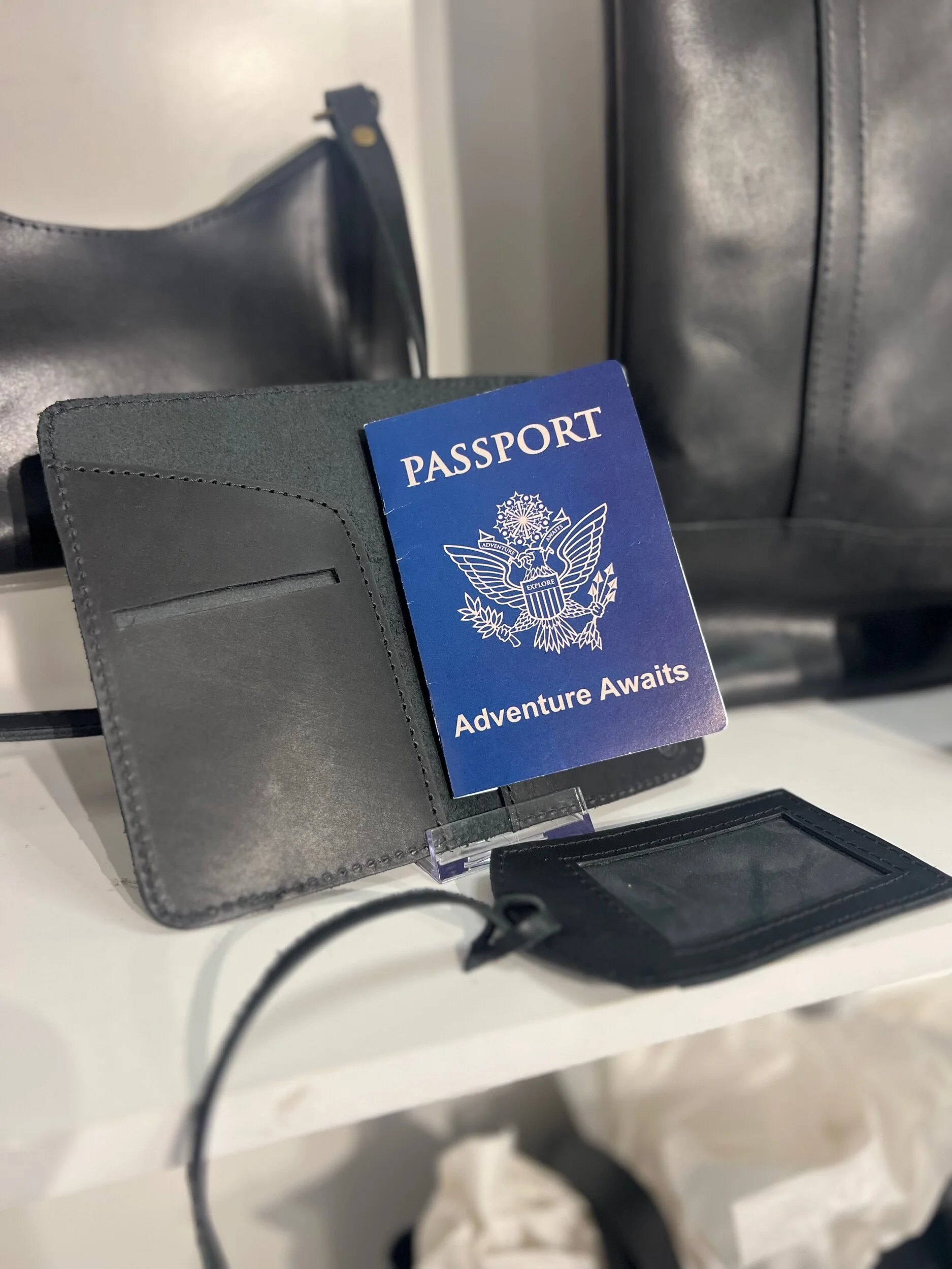 1FF1EE43-F975-4886-AEED-7077A081D9F8