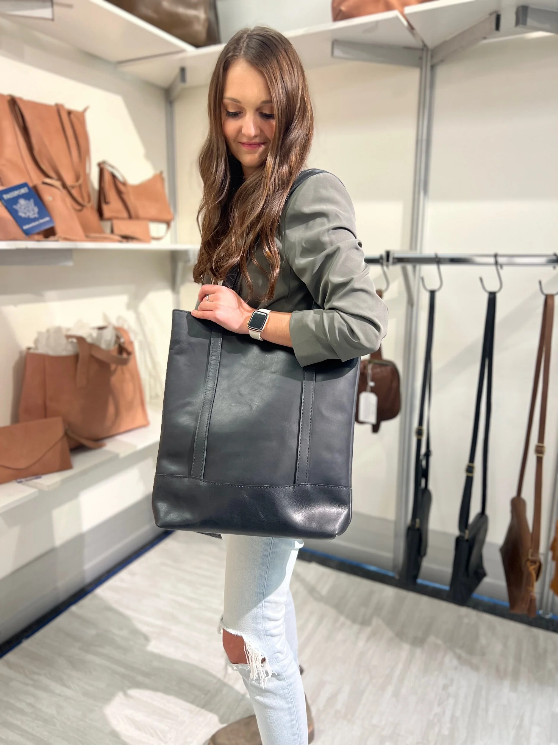 7C46D37B-AE50-47C3-ADE4-EFB9D51F3108