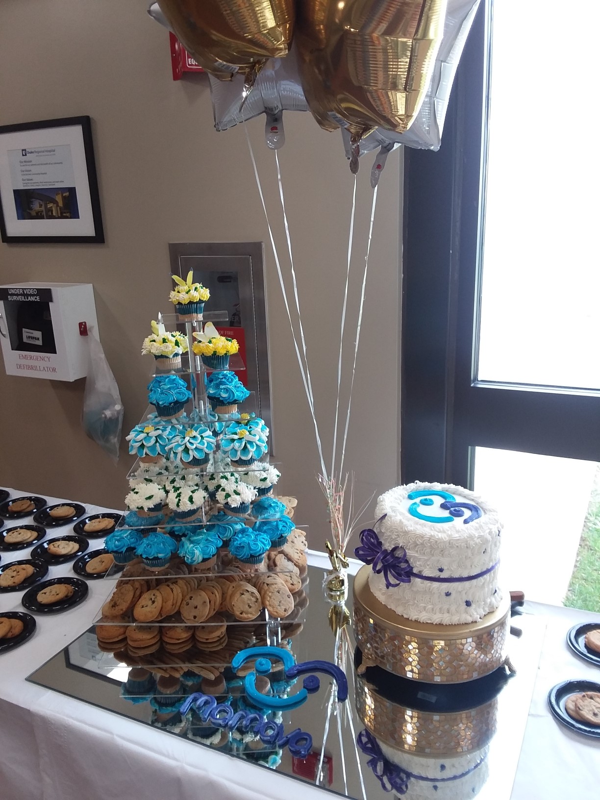 We love that Duke Regional Hospital celebrated their new Mamava pod with a ribbon-cutting ceremony complete with their own Mamava-branded cake.