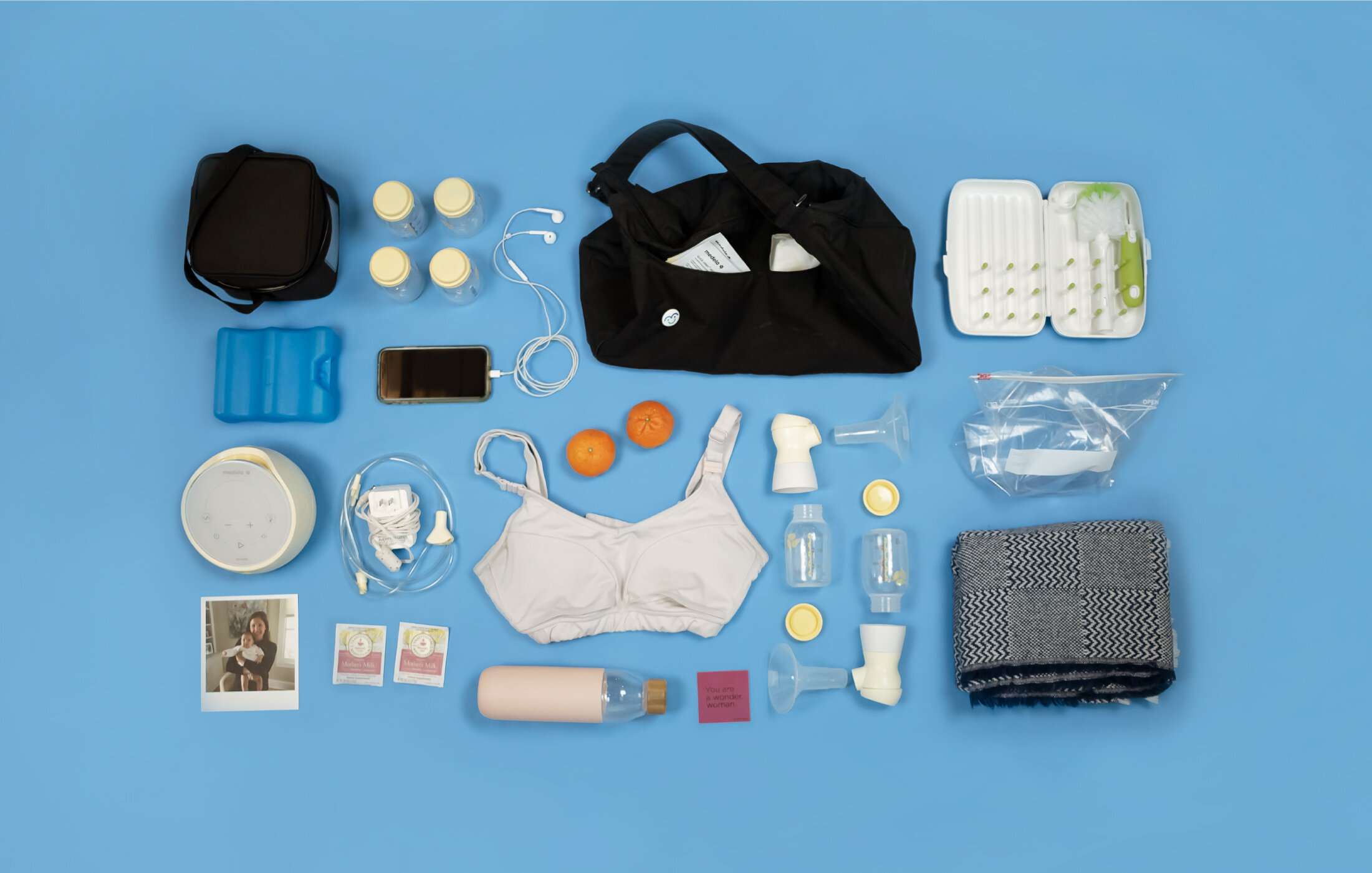 What to Pack in a Breast Pump Bag  21 Breast Pump Bag Essentials