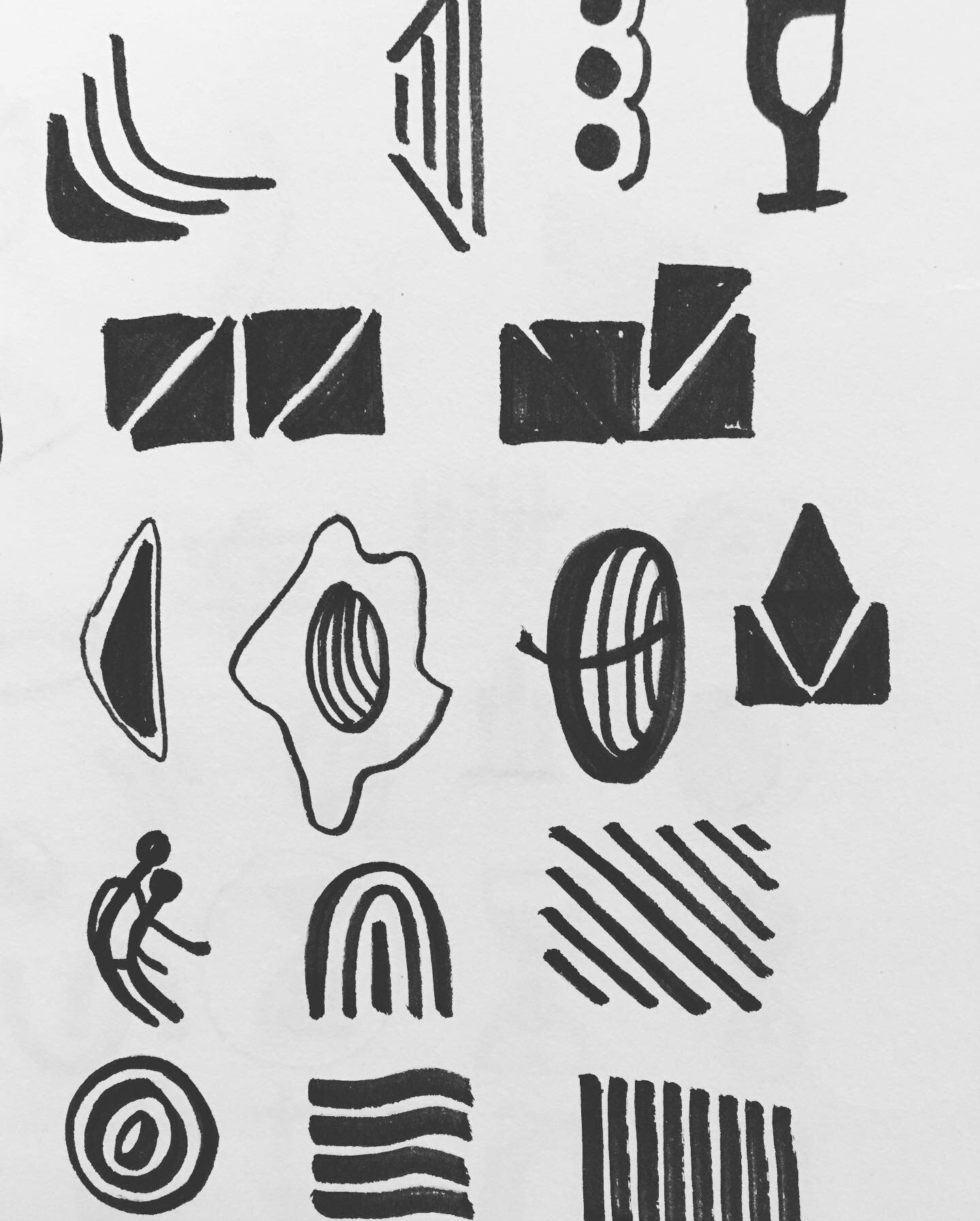 Sketching marks can be very therapeutic. 😌
.
.
#logosketch #logosketching #designbliss #relaxingsaturday