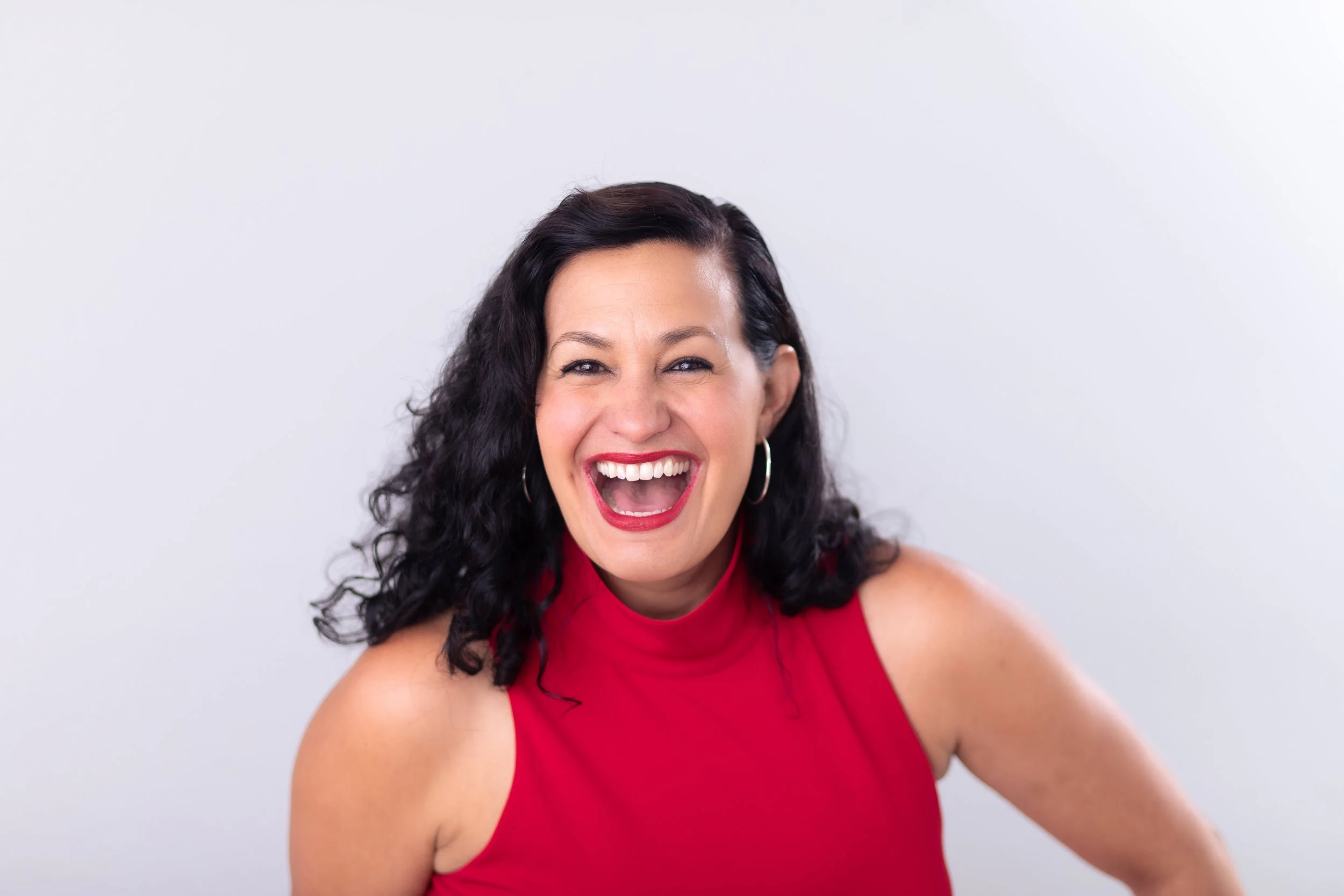 Olga Perez Flora (Laugh).jpg