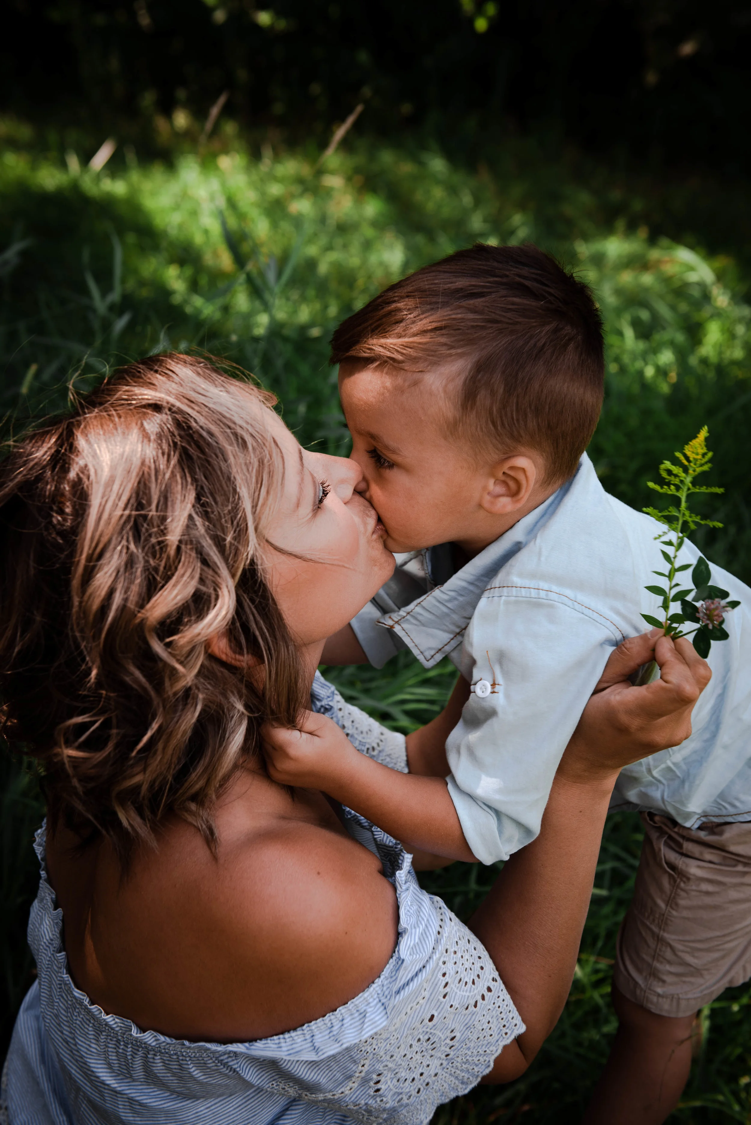  A Beautiful Fighter: Tyania's Story 