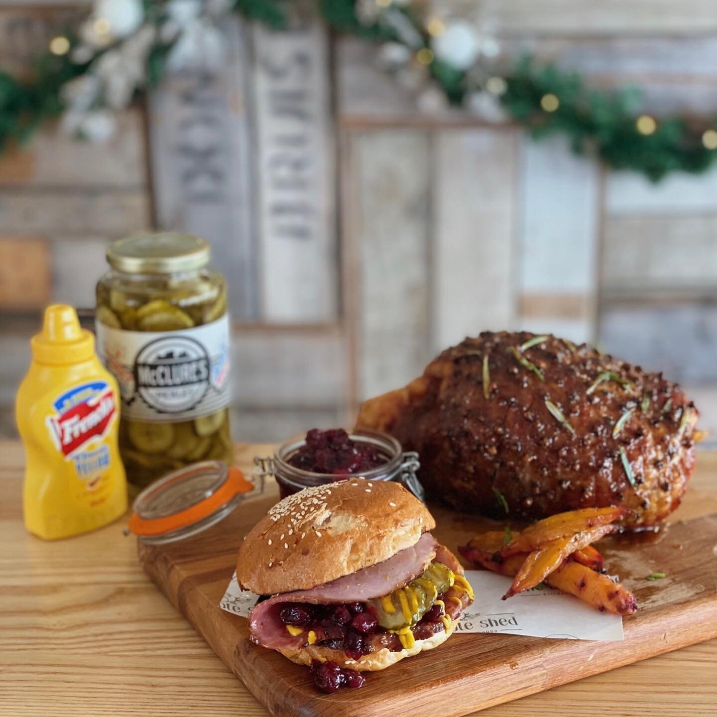 Join us tomorrow (Thursday 3rd) 4pm ~ 8pm for the Māpua Wharf Christmas. 
To celebrate we have created two festive burger specials:

~ Christmas &quot;Ham&quot;burger ($10) ~
Glazed Christmas ham, cranberry chutney, McClures pickle, Frenchs mustard 