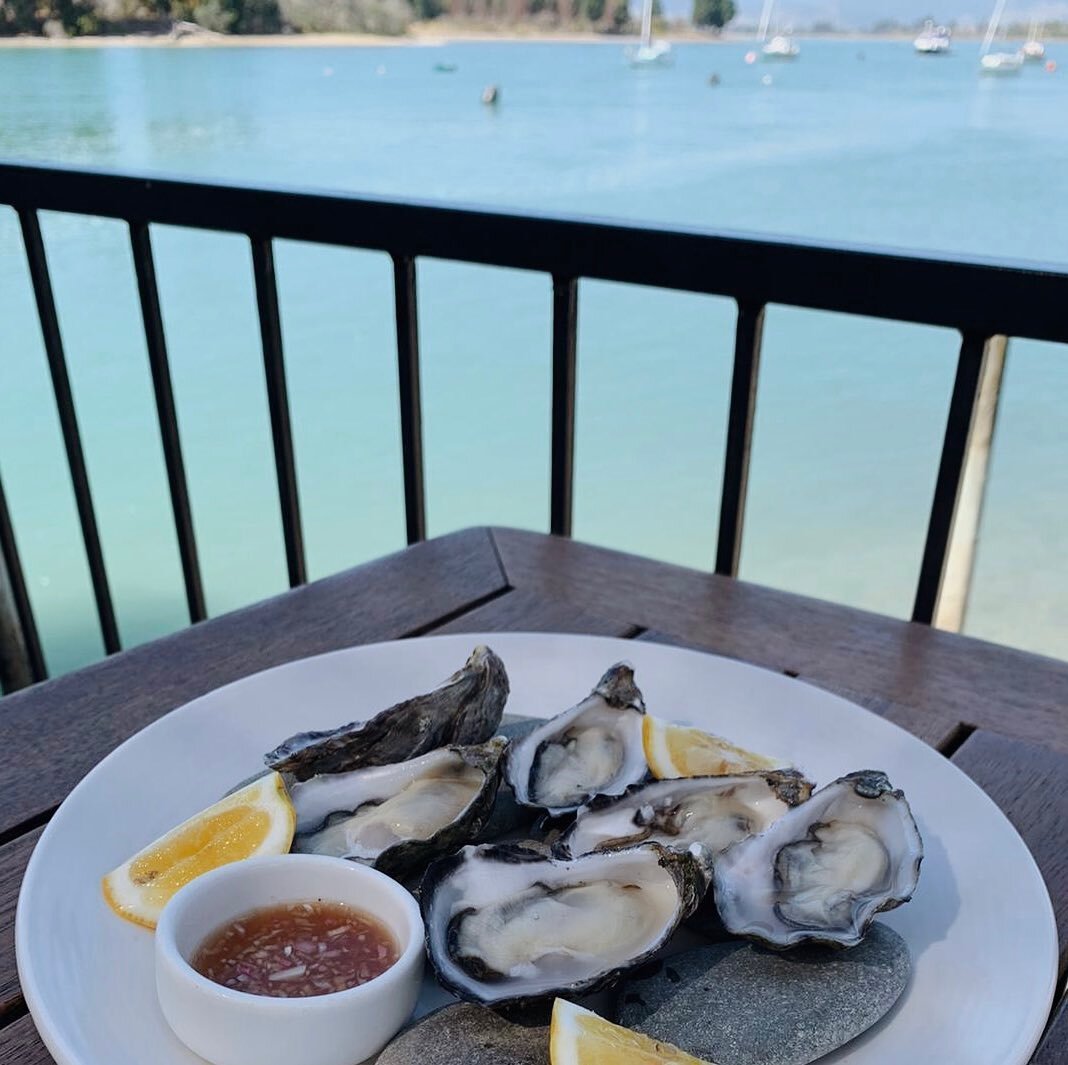 Shuck yeah ~ It&rsquo;s Friday and oysters are in for the weekend! 

Join us by the water and enjoy freshly shucked Te Kouma oysters on the half shell ~ half dozen or dozen!