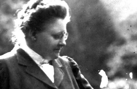 Amy-Lowell.jpg