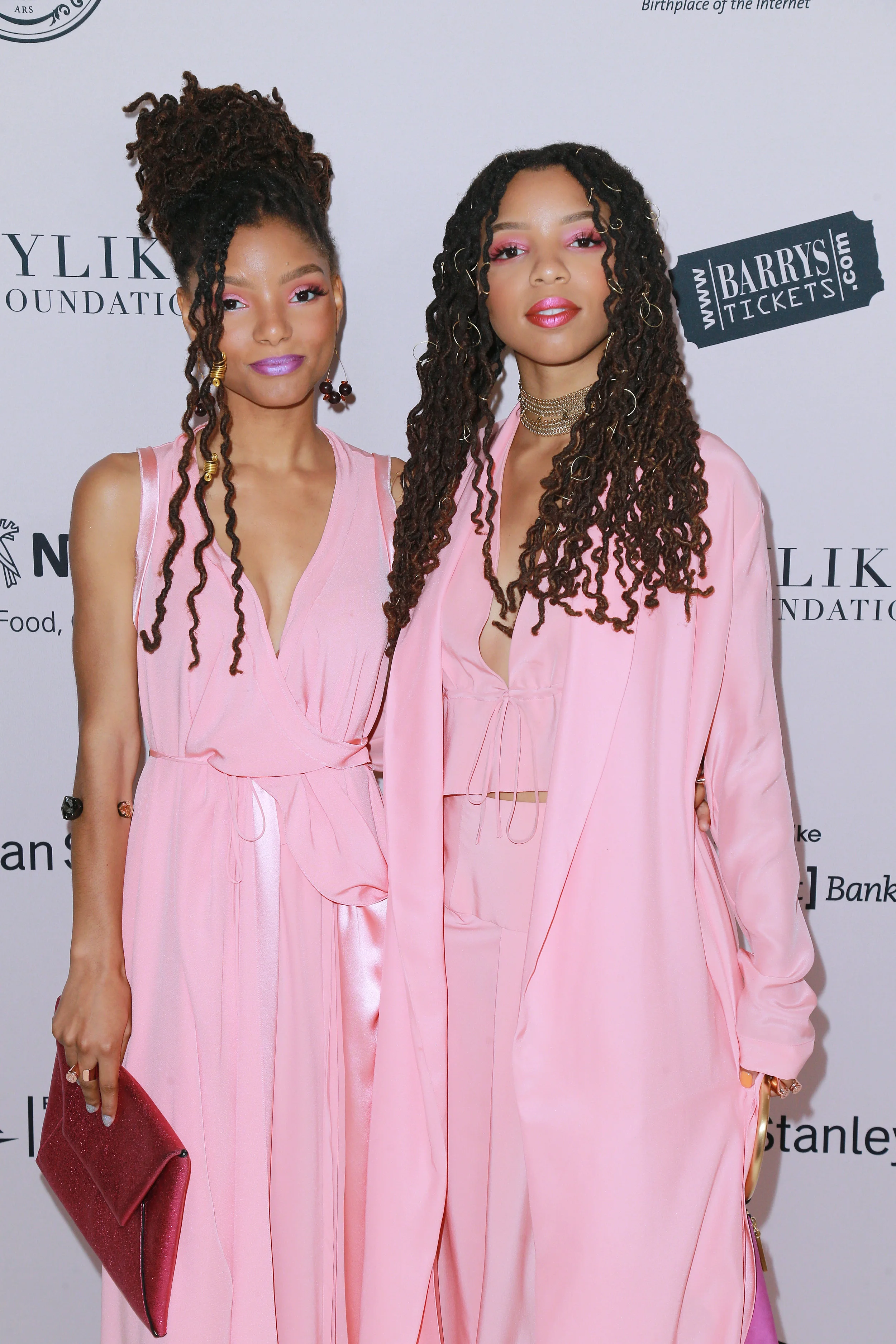 Chloe And Halle's Cotton Candy Makeup Slay Will Give You Life