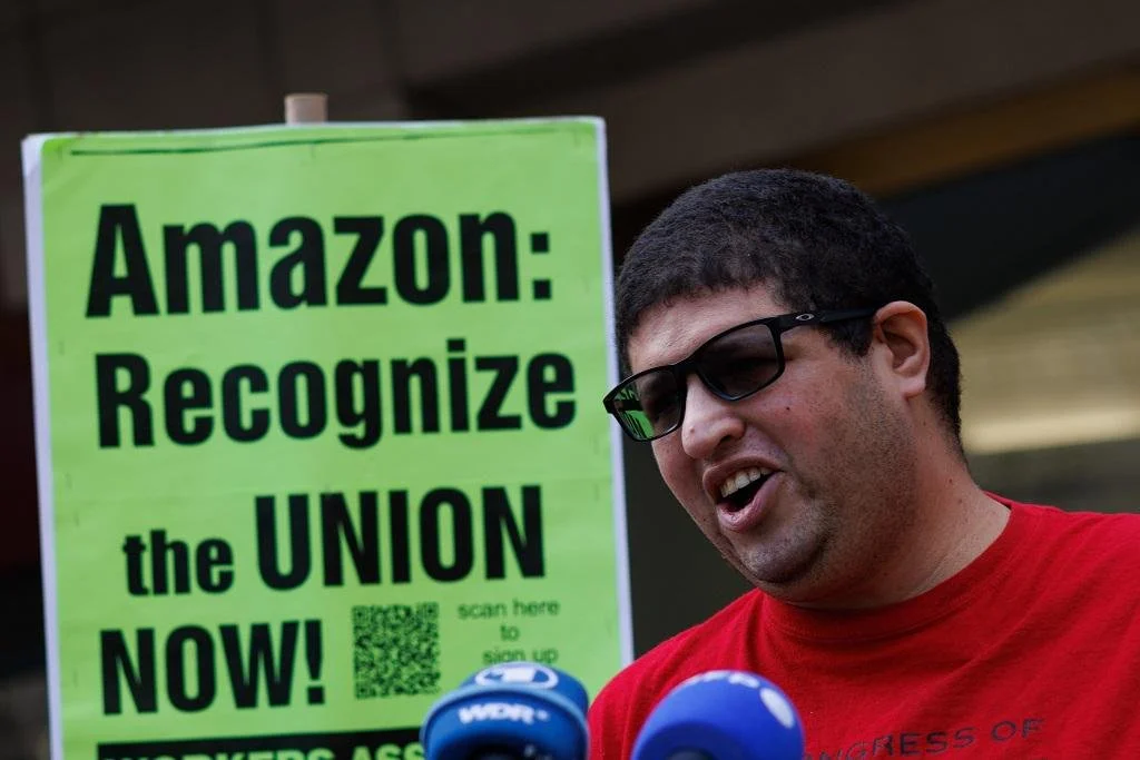 America’s Richest Men Ask the Courts to Make Unions Illegal