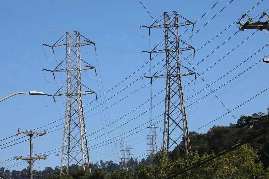 The U.S. Urgently Needs a Bigger Grid. Here’s a Fast Solution.
