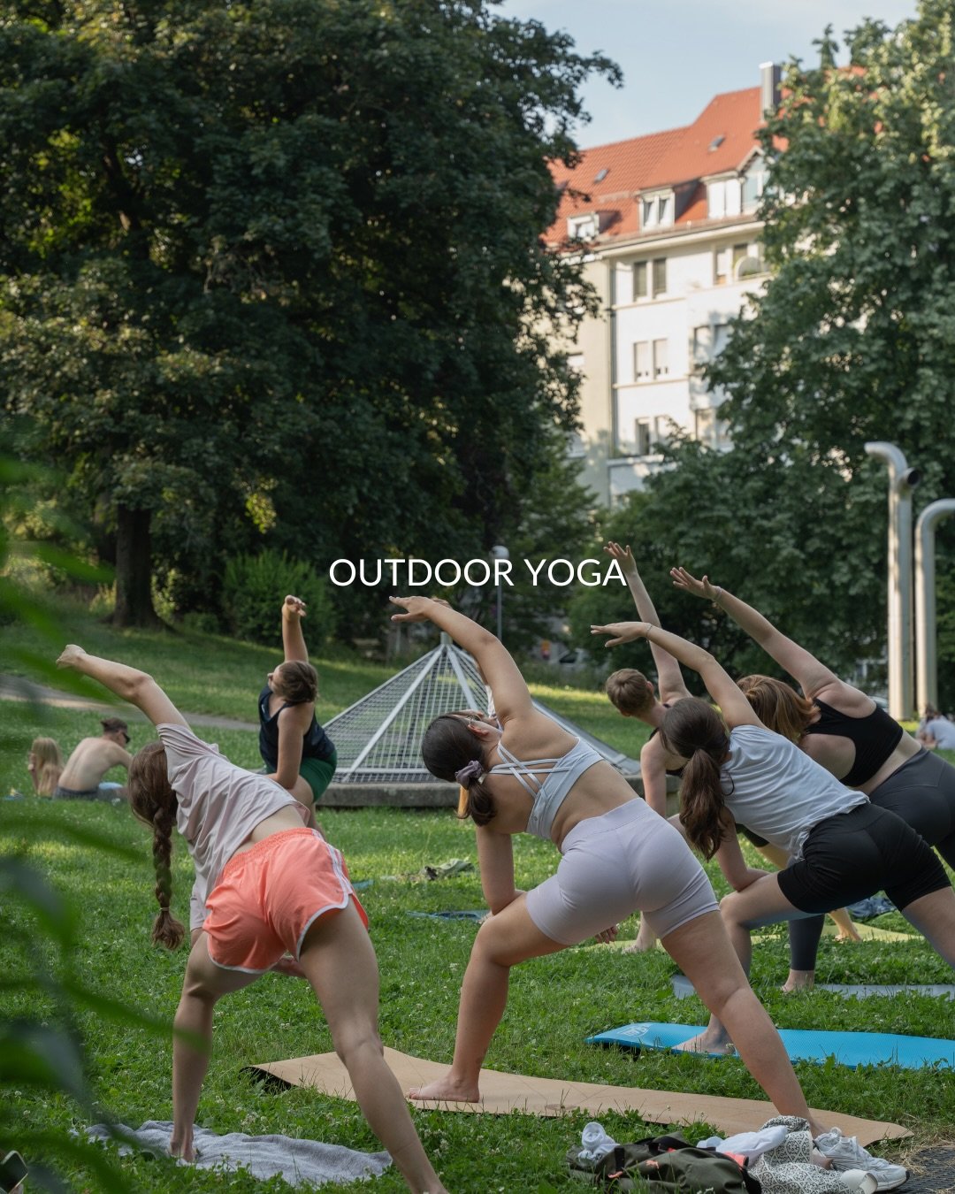 Frische Luft sanfte Bewegungen und einfach mal ganz bei dir ankommen. Unser Outdoor Yoga schenkt dir genau diesen Moment drau&szlig;en in der Natur mit der Sonne auf der Haut und dem Gef&uuml;hl von Leichtigkeit in jedem Atemzug 

Komm mit uns nach d