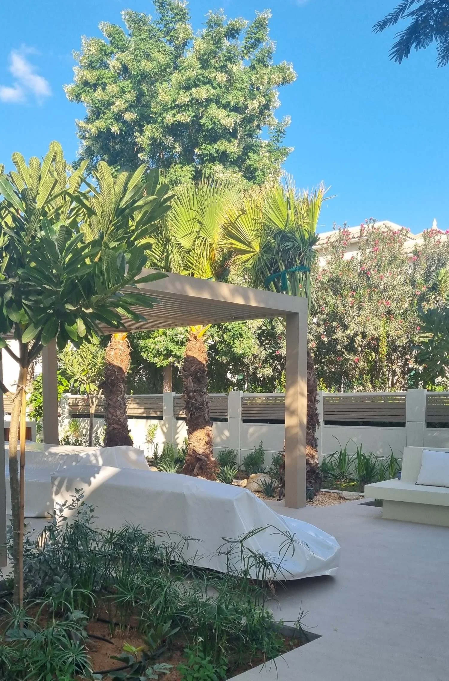 Al Furjan Quortaj 4 garden - landscape design-dubai-03.jpeg