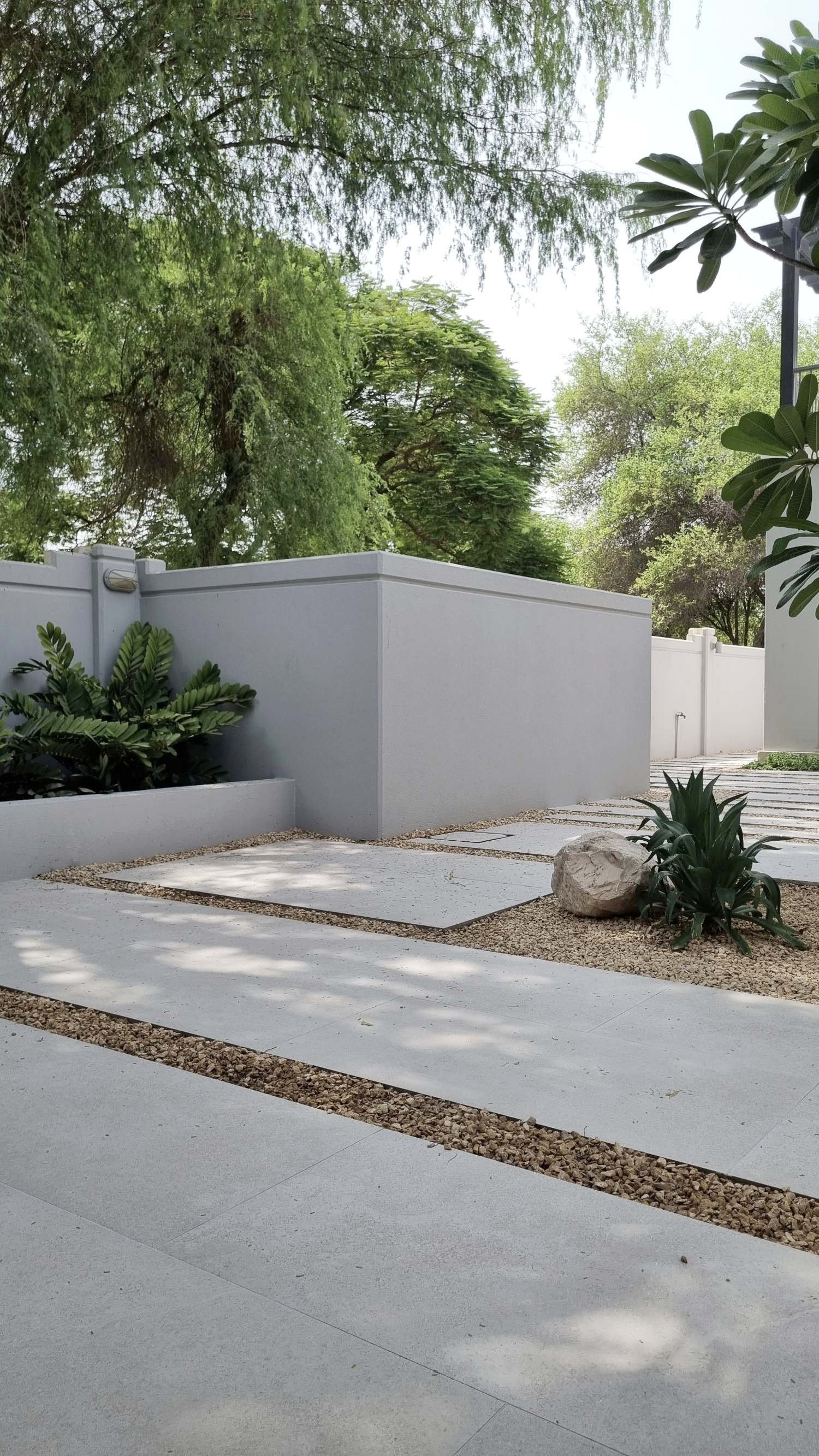 Estella Victory Heights garden - landscape design-dubai-05.jpeg
