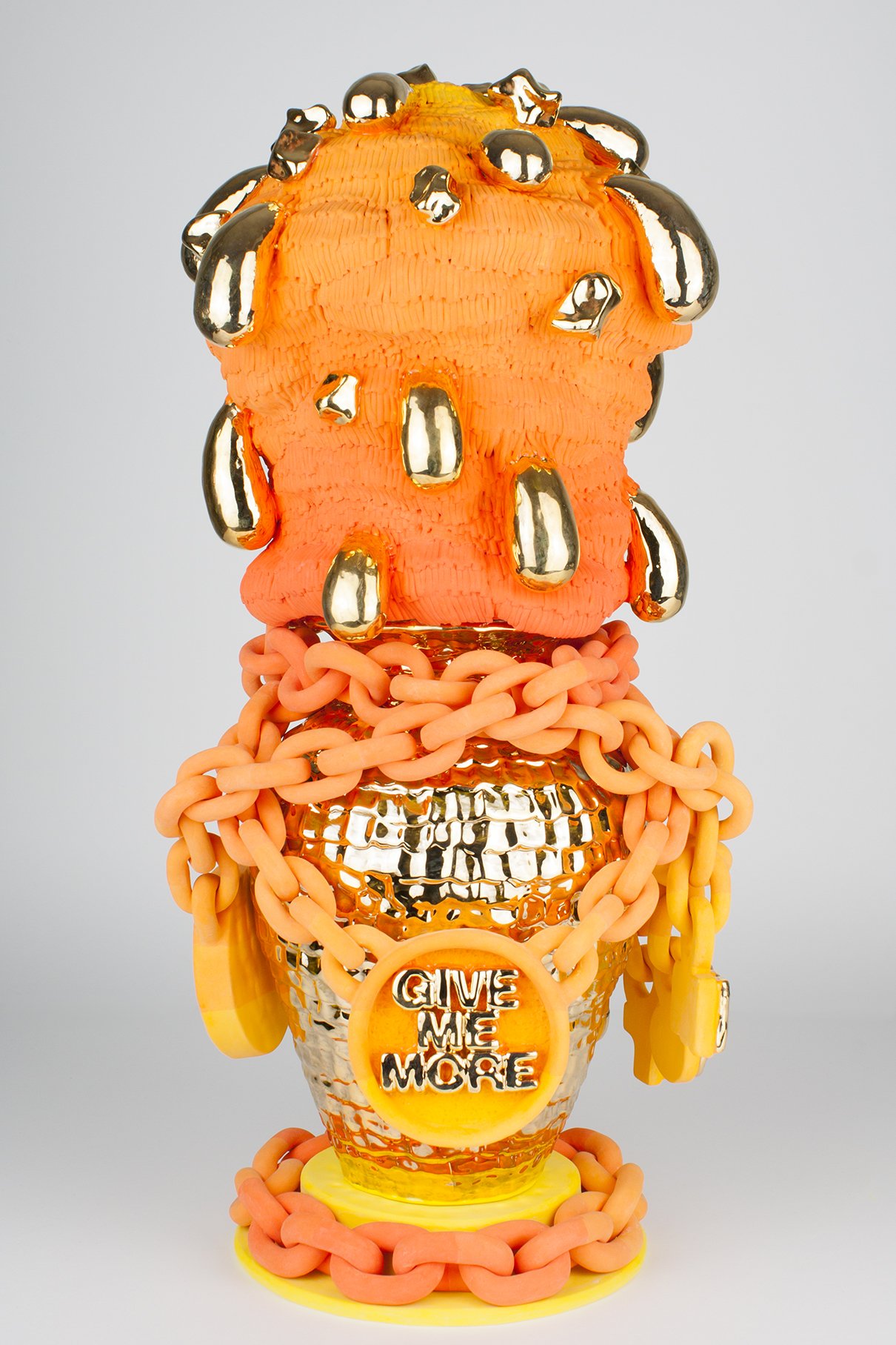 Mathieu-Frossard,-give-me-more,-2022,-glazed-earthenware,-gold-luster,-48x24x24cm-e.jpg