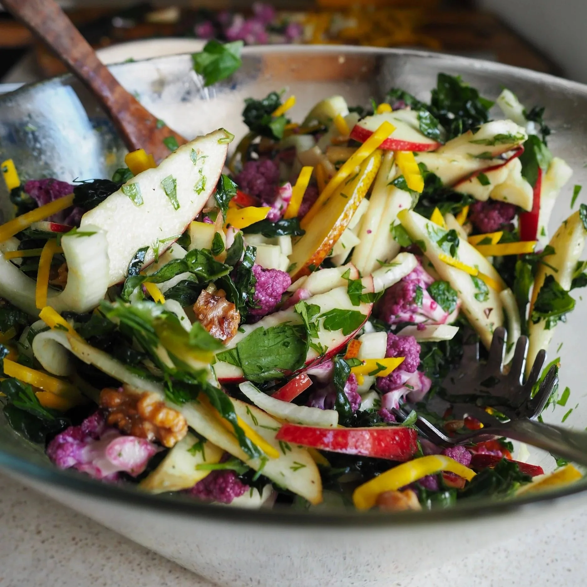 Salat med eple, fennikel og blomkål 