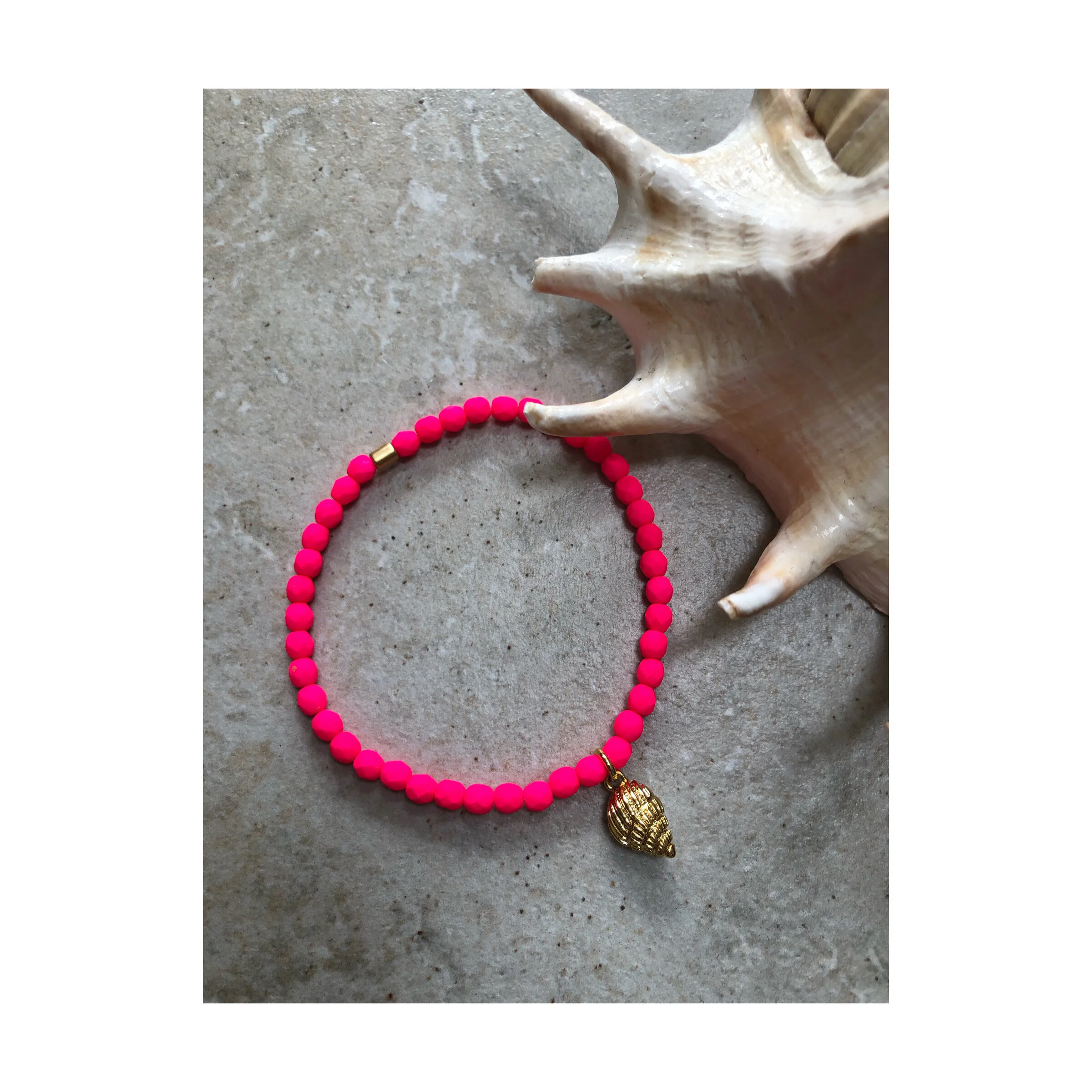 A1C74315-213A-49F0-B086-47C6E8FC85E1