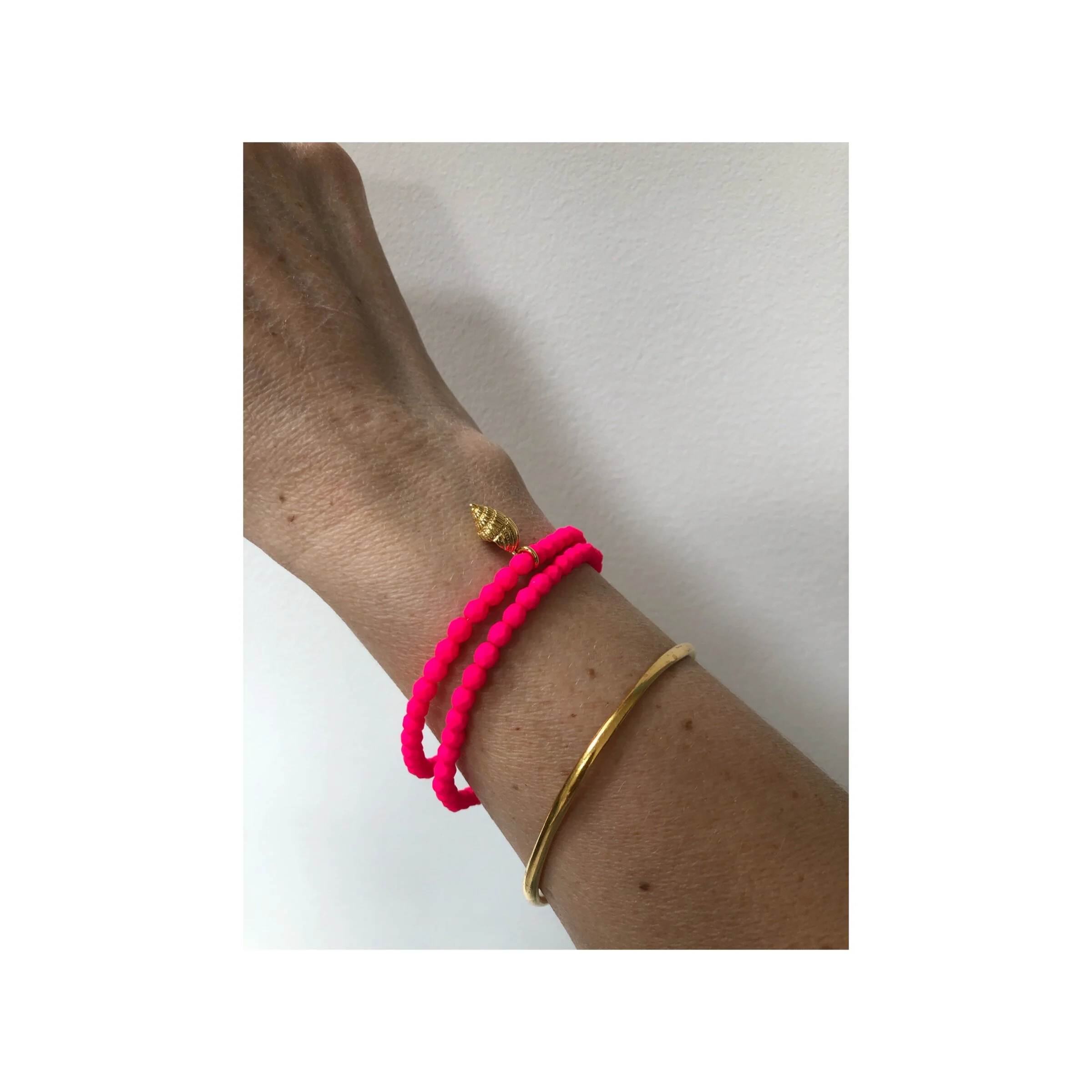 C29BCB0D-094C-4F1F-8FBE-3E3393EB5D7F