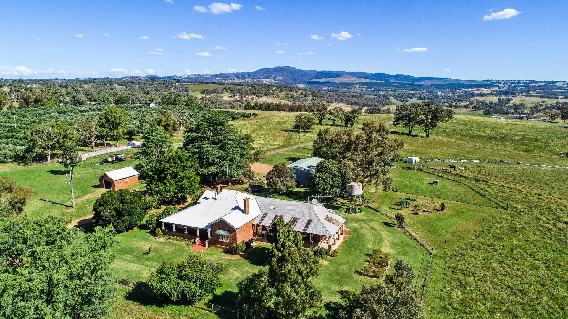 Modish living at Borenore - The Land