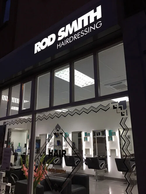 apb-displays-display-signs-print-custom-signage-falkirk-uk-illuminated-fret-cut-fascia-rod-smith-hairdressing.jpg