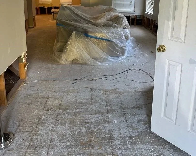 Foyer after ServiceMaster water damage mitigation completed