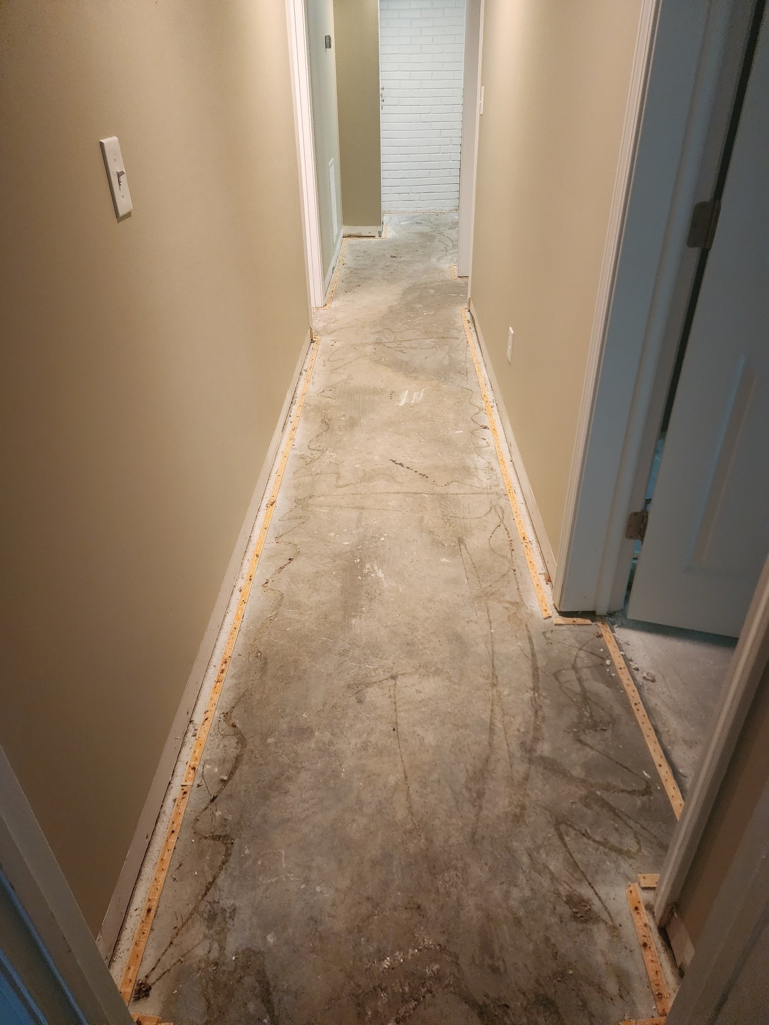 ServiceMaster cleaned the dried hallway to complete mitigation
