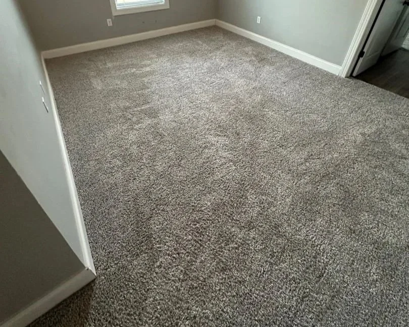 Bedroom carpet before ServiceMaster move out carpet cleaning