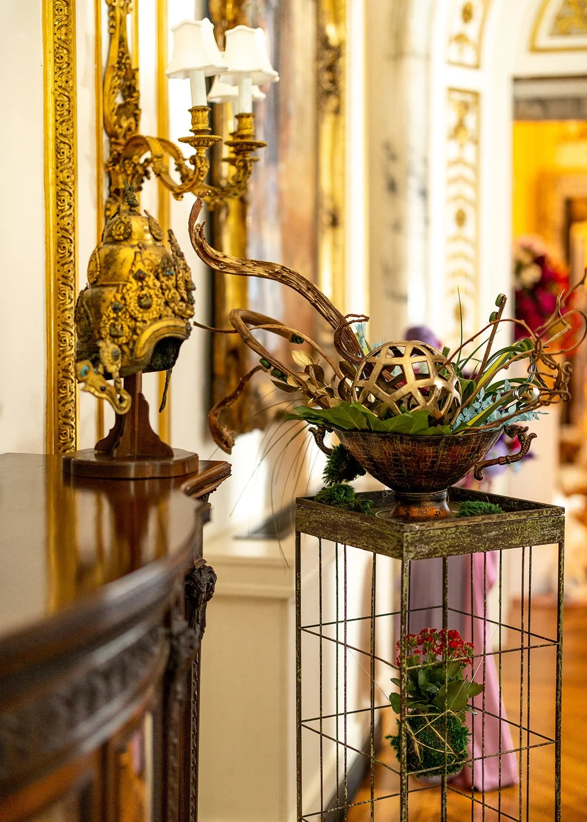 Art-in-Bloom-2022-sneak-Victoria Clausen Floral.jpg