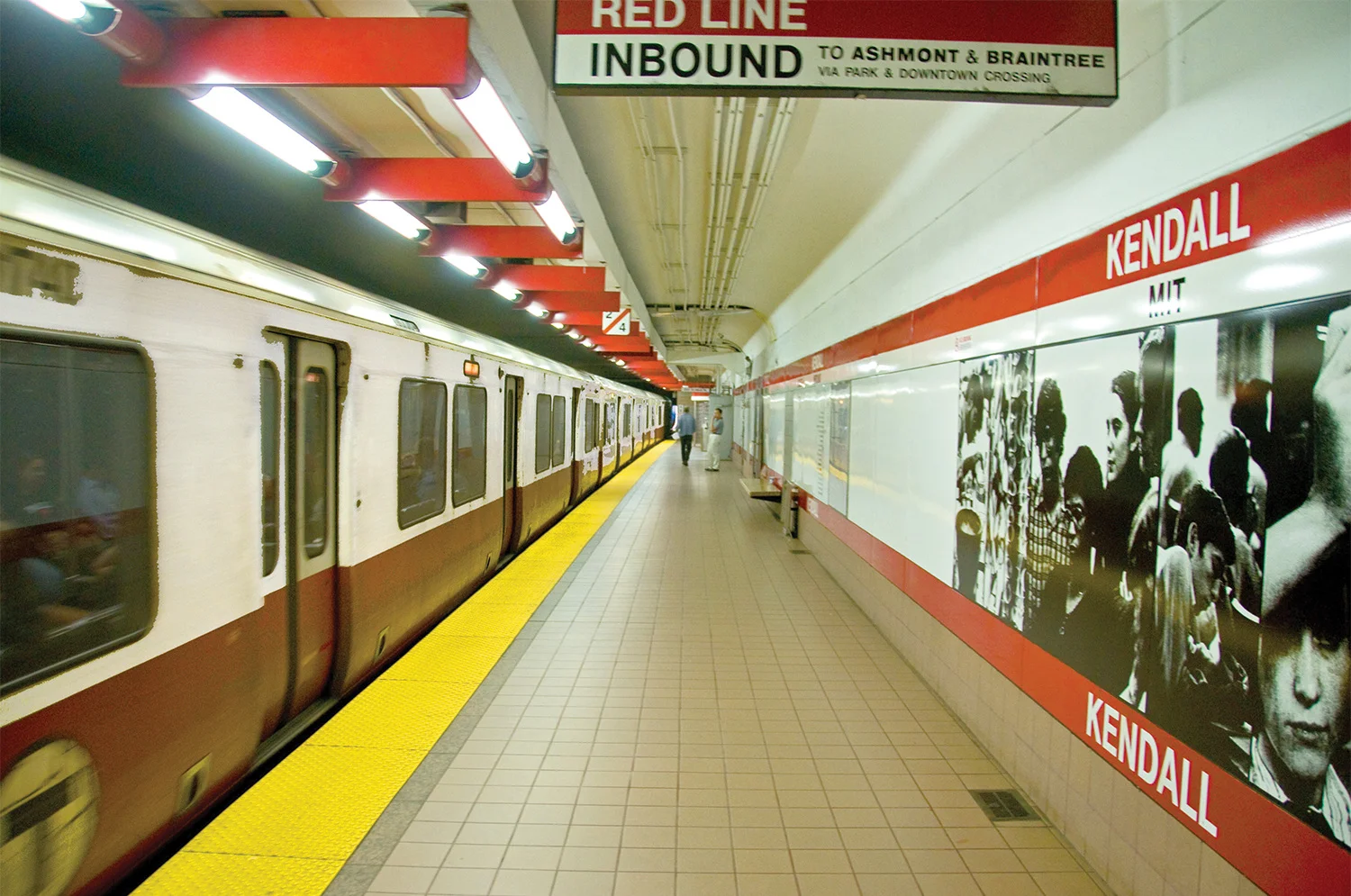 Kendall_Sq_Inbound_Platform.jpg